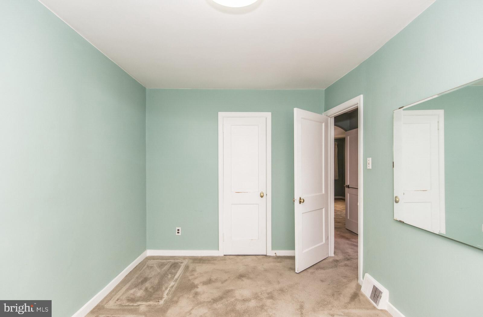 MAYFAIR - Residential