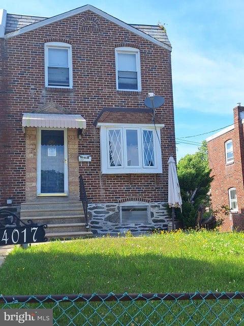 Townhouse For Sale - 4017 Brunswick Avenue<br/> DREXEL HILL, PA 19026