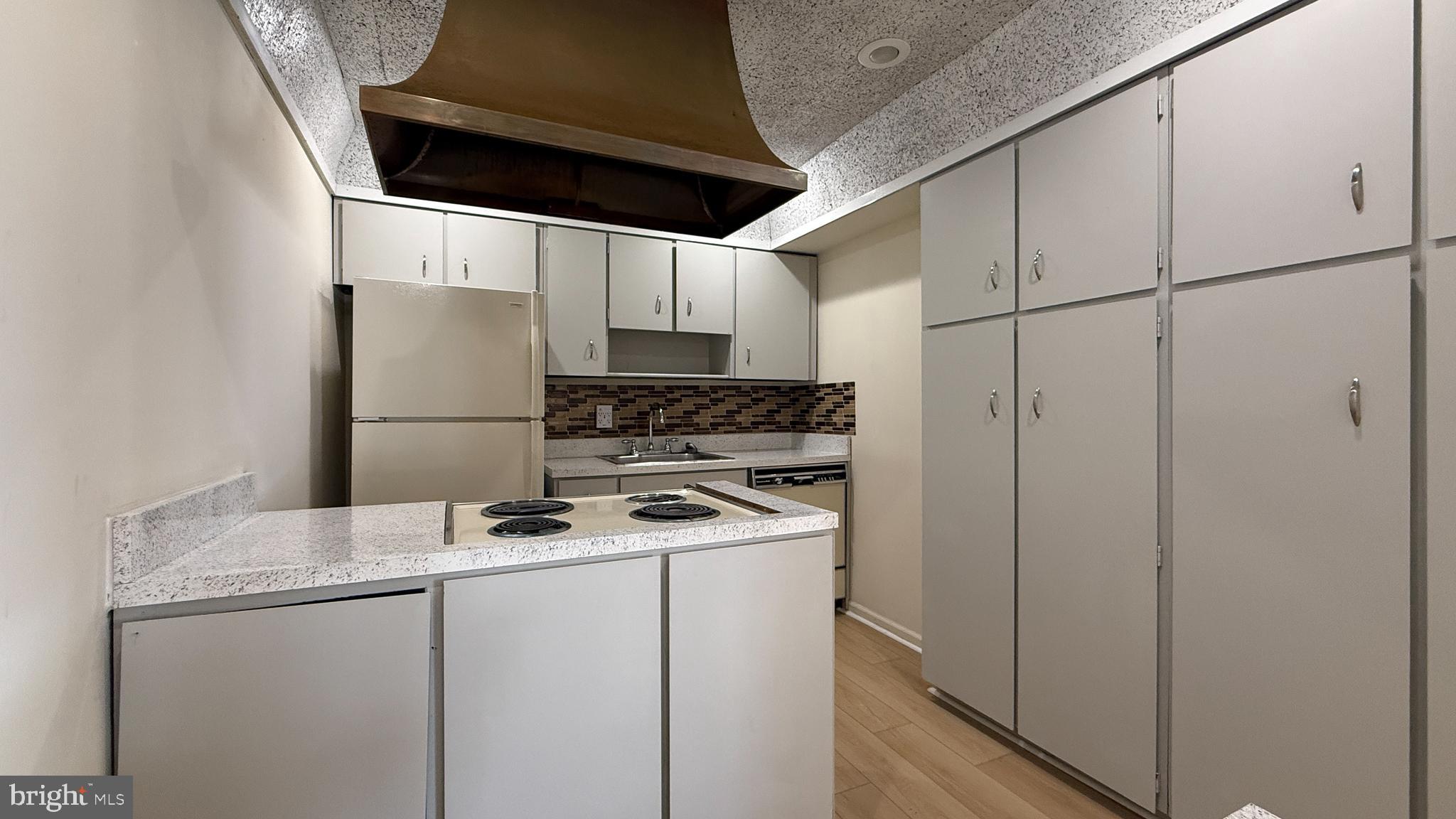 GEORGETOWN OF PHIL - Residential