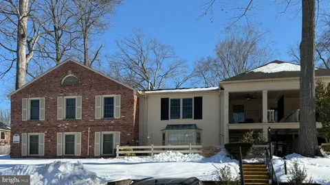 128 Nottoway Drive Unit L 5G, Penllyn, PA MLS: PAMC2166494