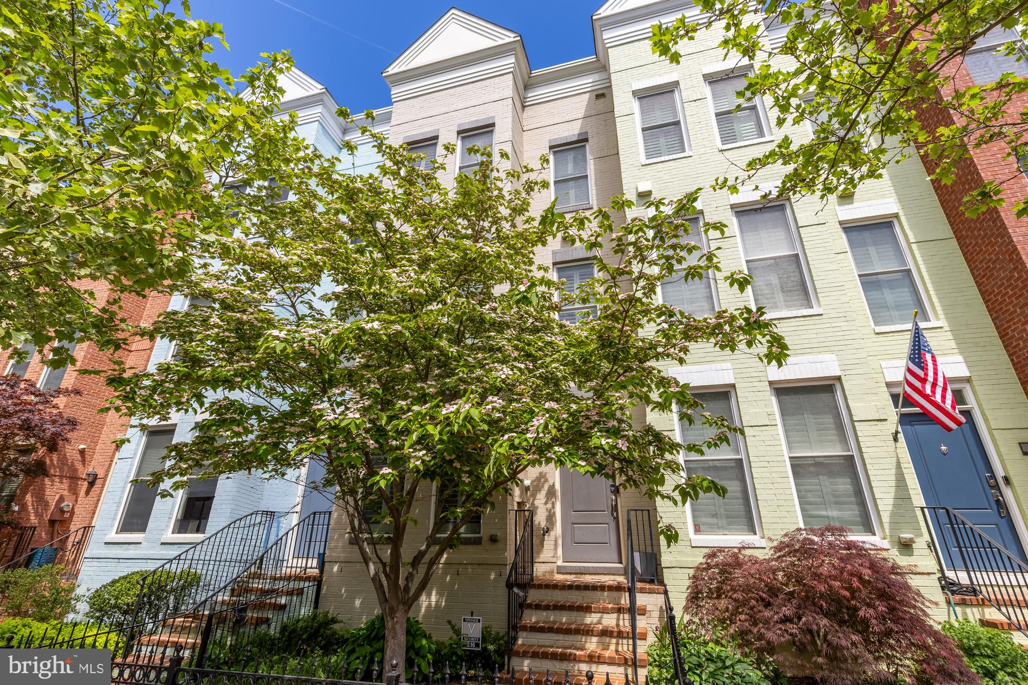 316 I STREET SE
