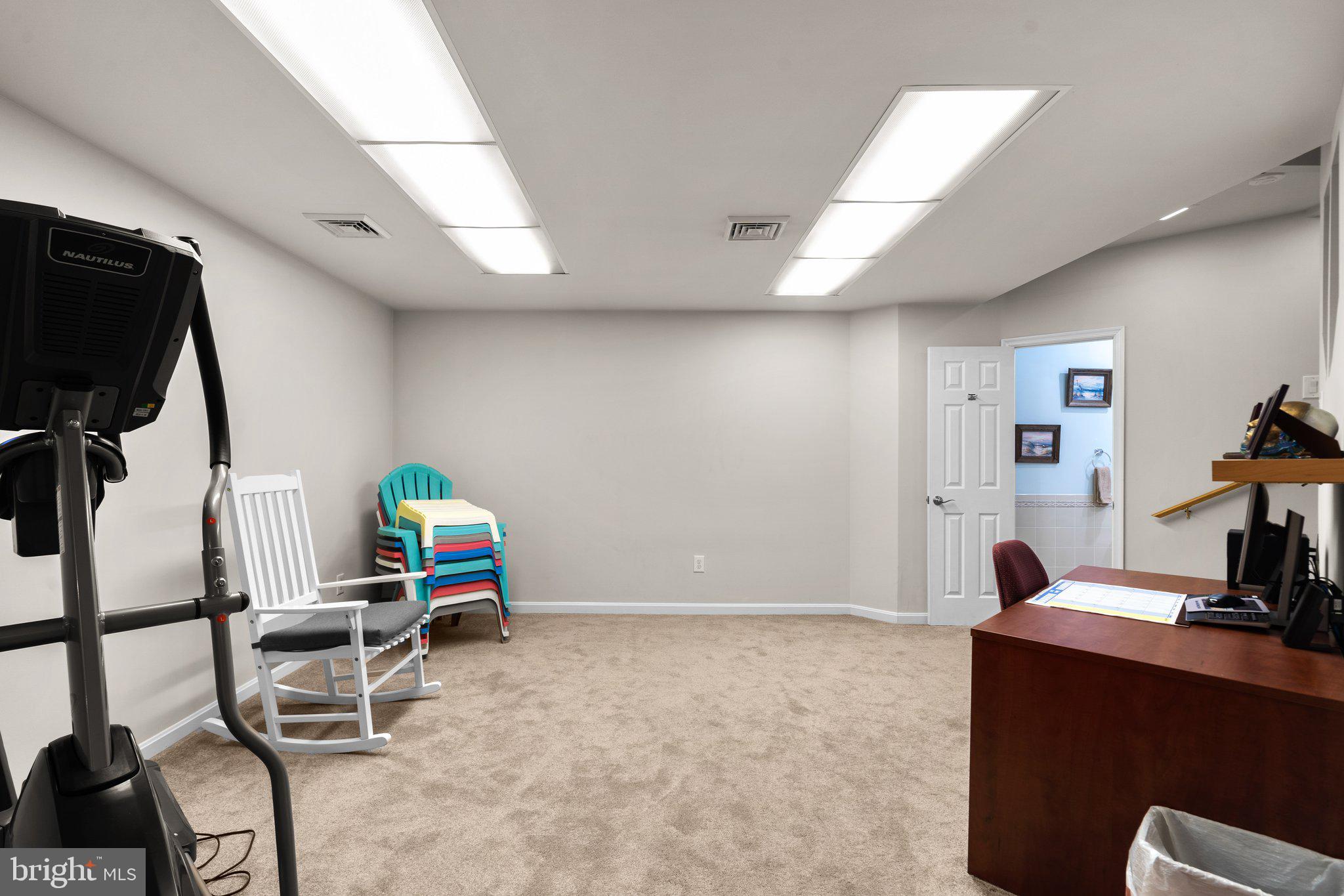 BROOKEVILLE KNOLLS - Residential