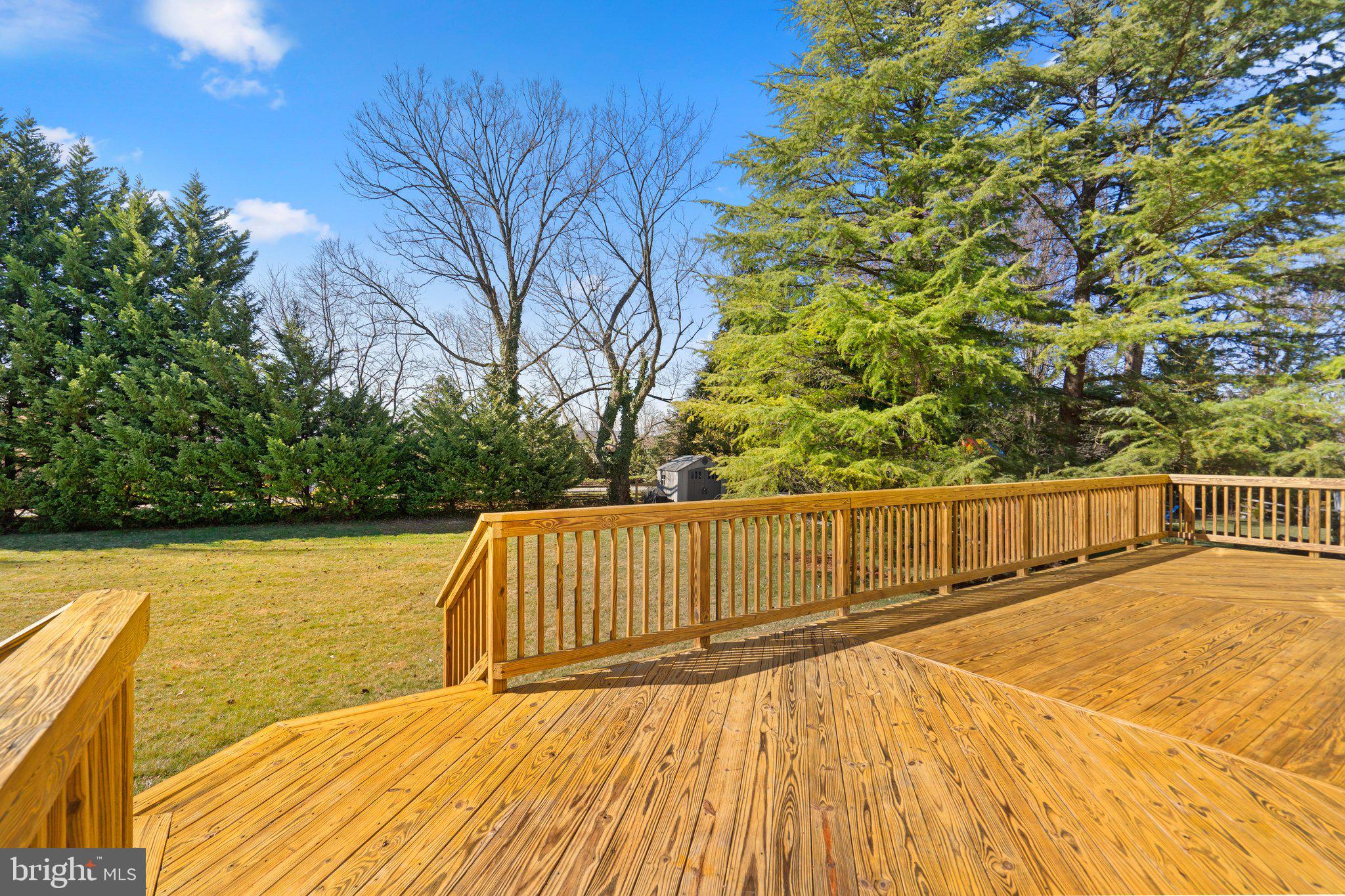 BROOKEVILLE KNOLLS - Residential