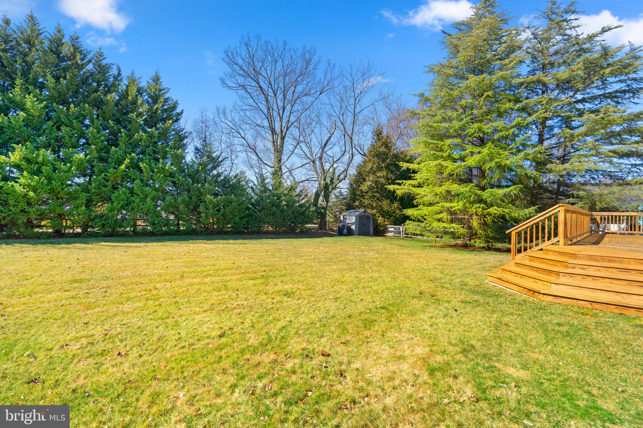 BROOKEVILLE KNOLLS - Residential