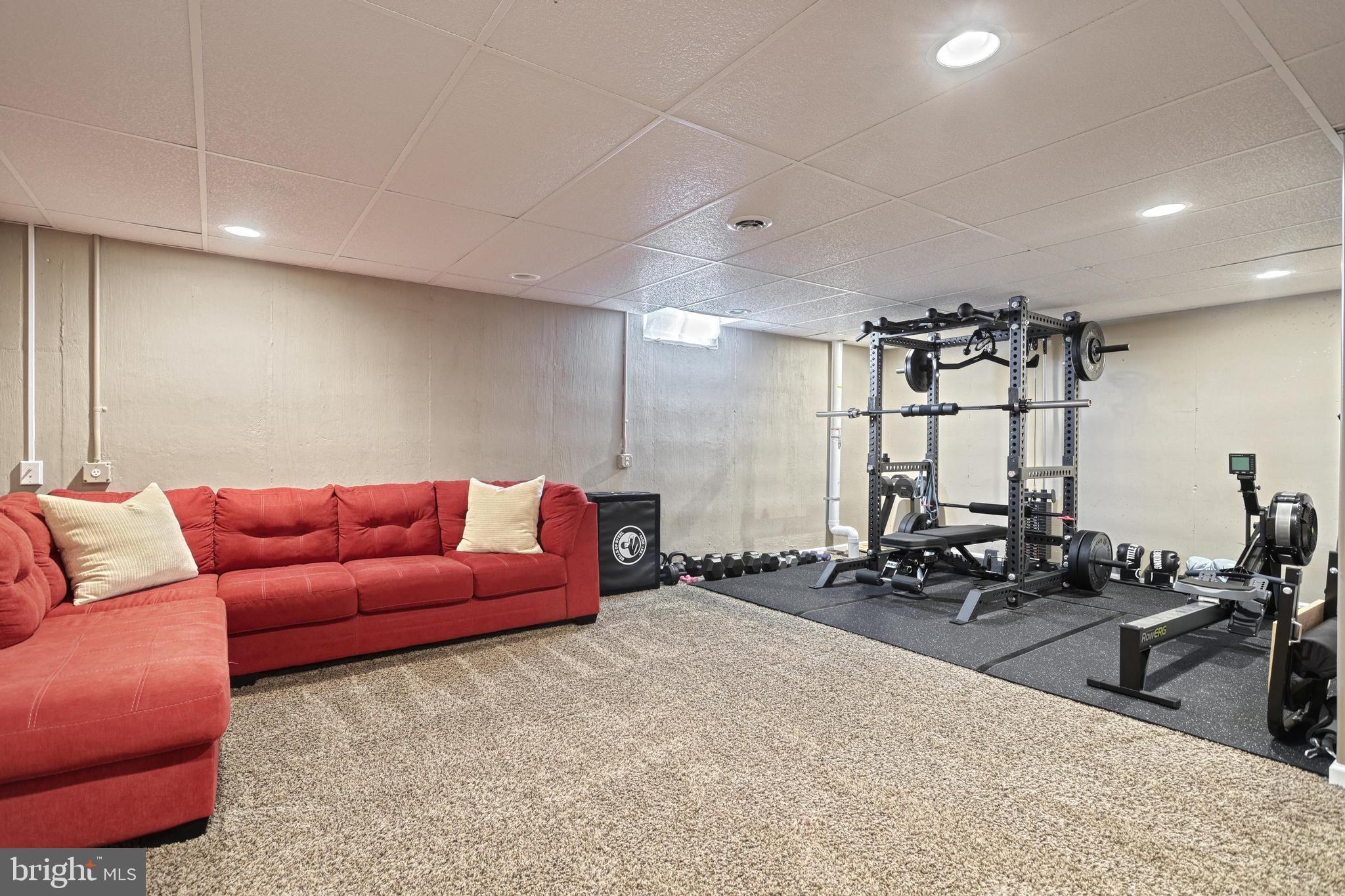 WINDING HILLS - Residential