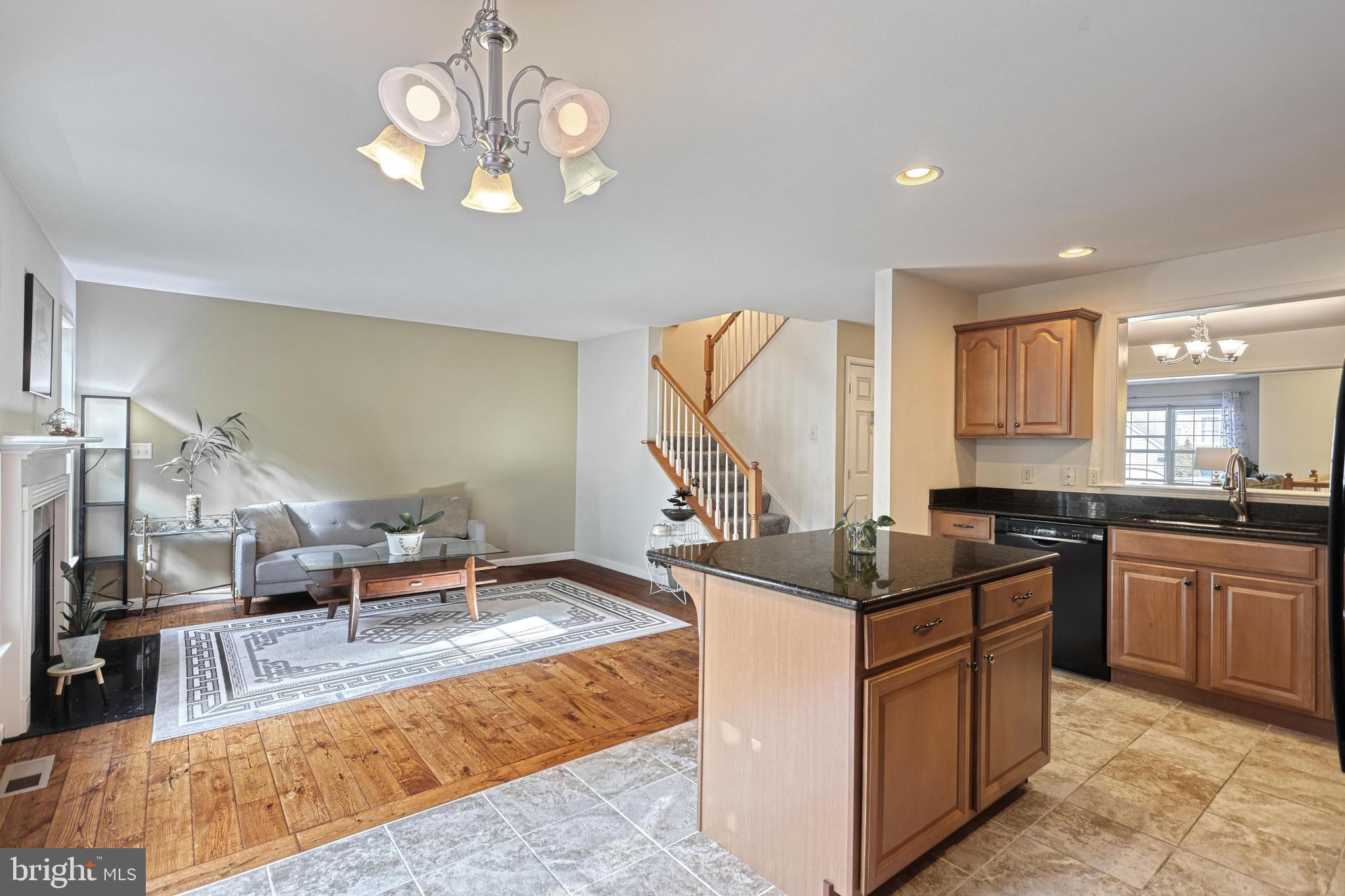 WINDING HILLS - Residential