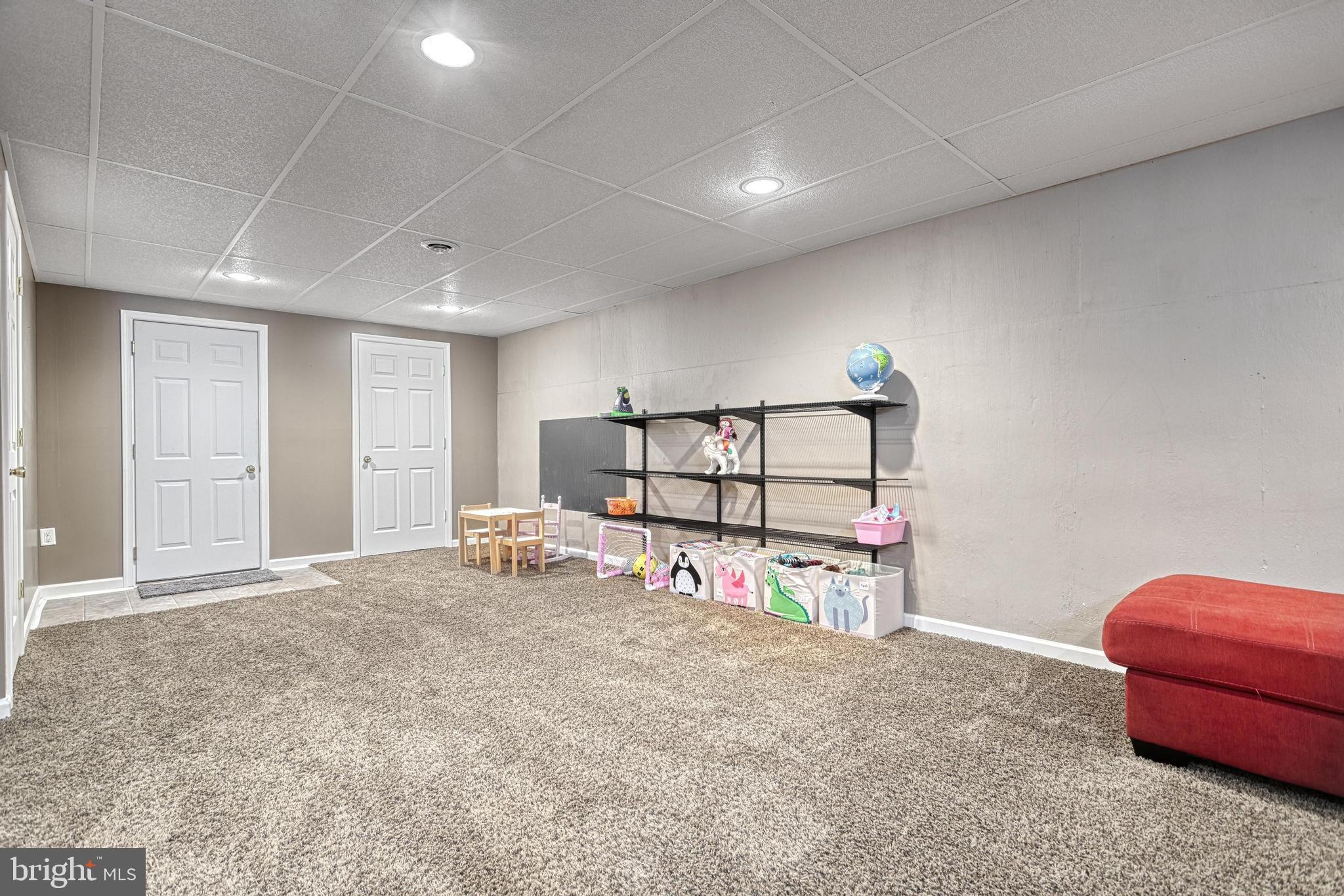 WINDING HILLS - Residential