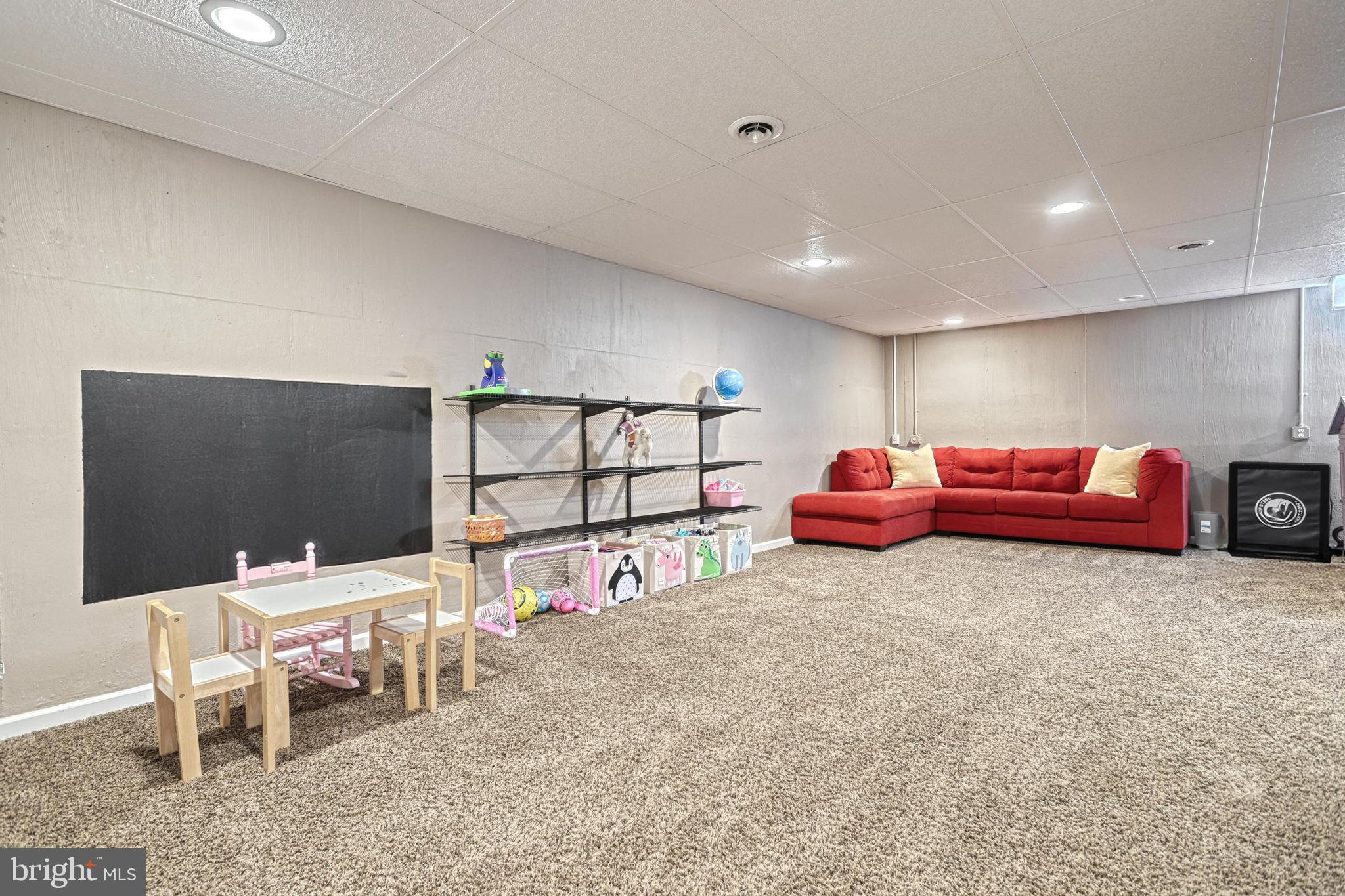 WINDING HILLS - Residential