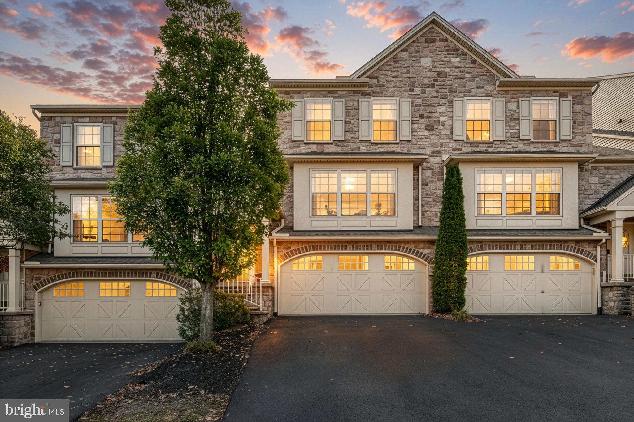 WINDING HILLS - Residential