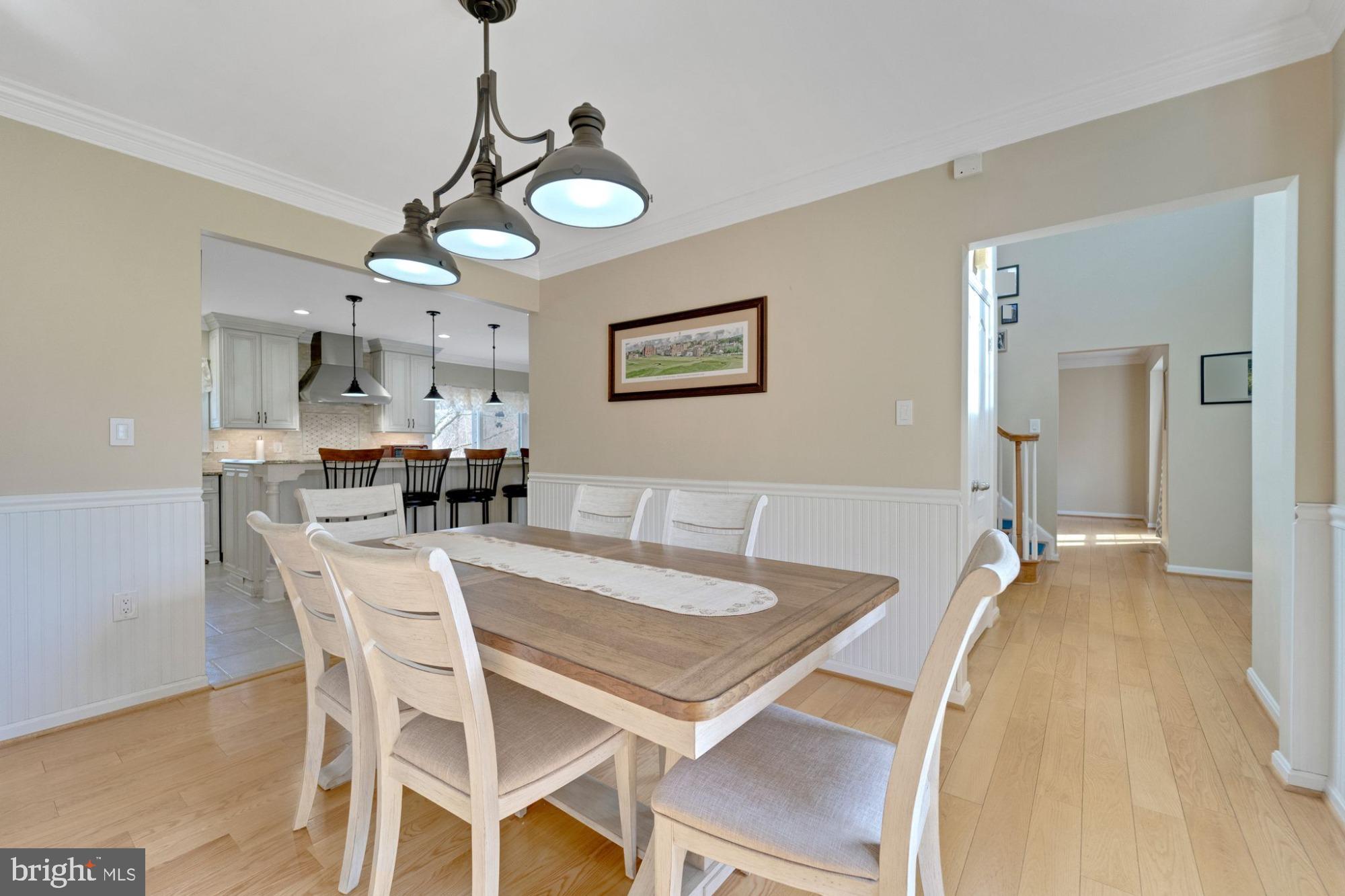 LAYTONSVILLE KNOLLS - Residential