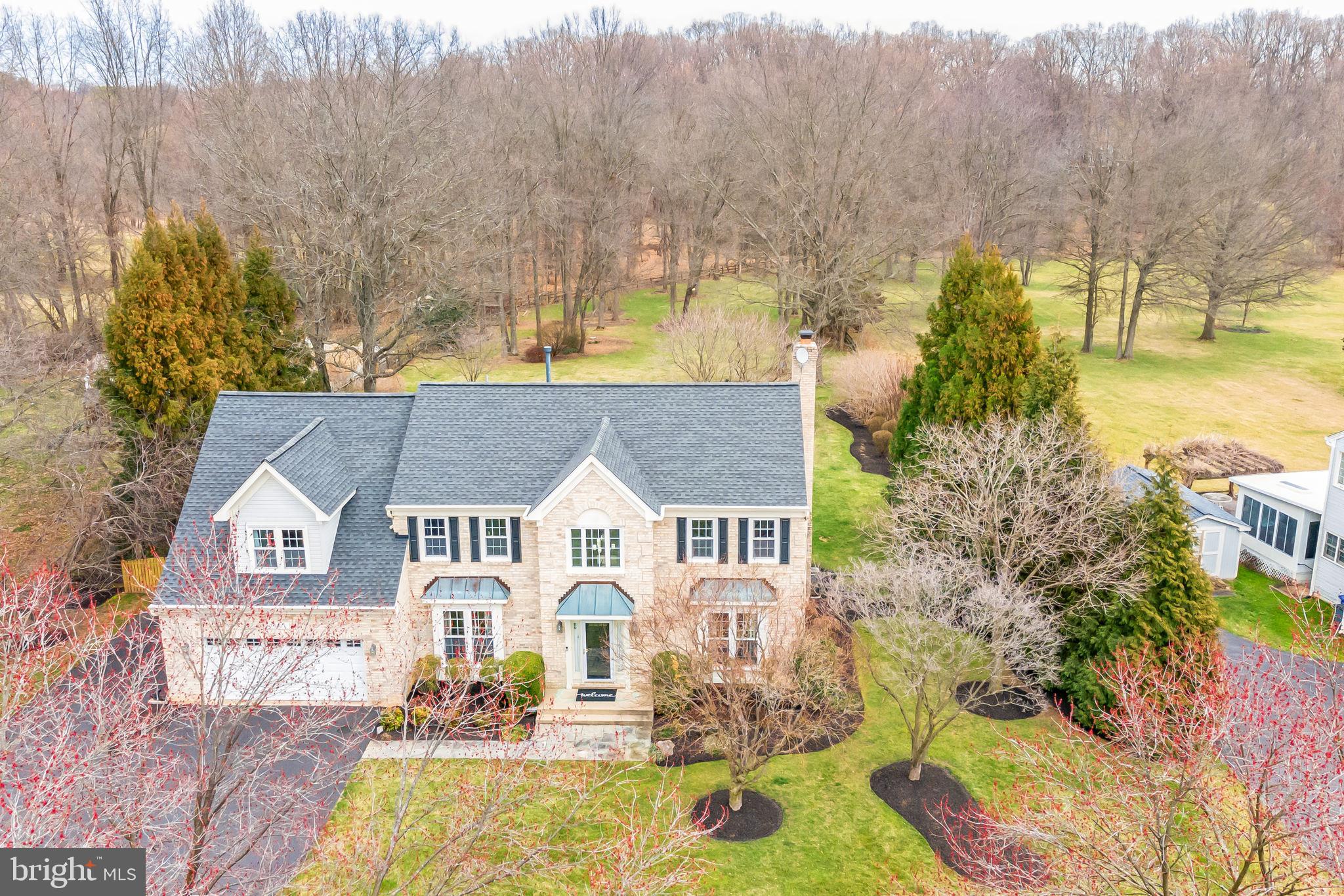 LAYTONSVILLE KNOLLS - Residential