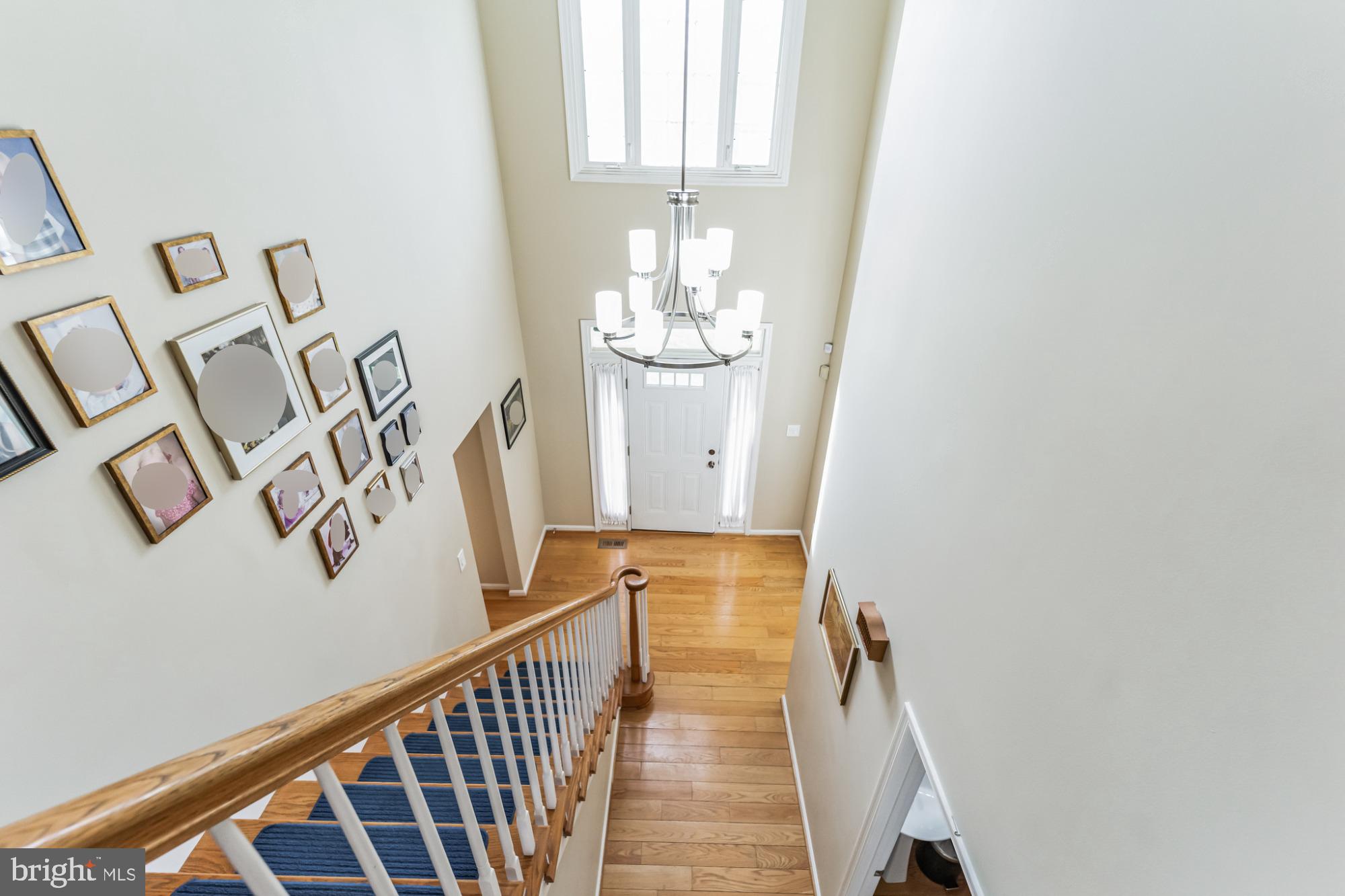 LAYTONSVILLE KNOLLS - Residential