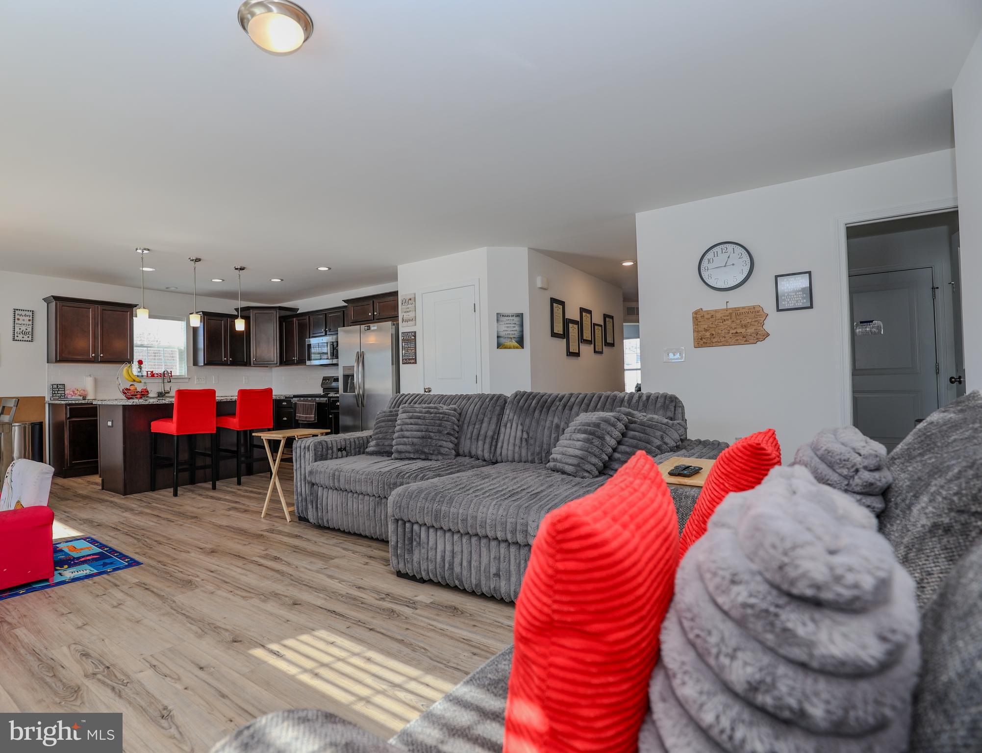 STONE MILL ESTATES - Residential