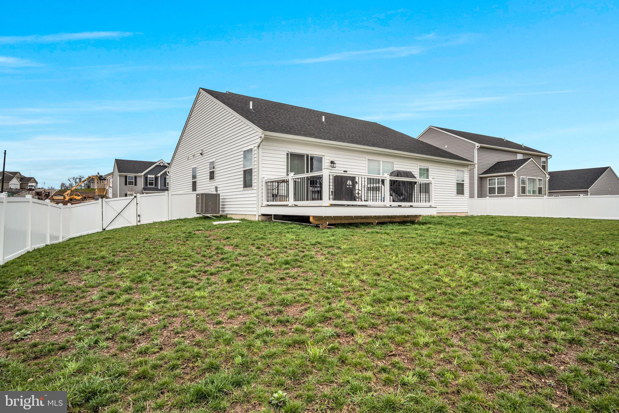 STONE MILL ESTATES - Residential