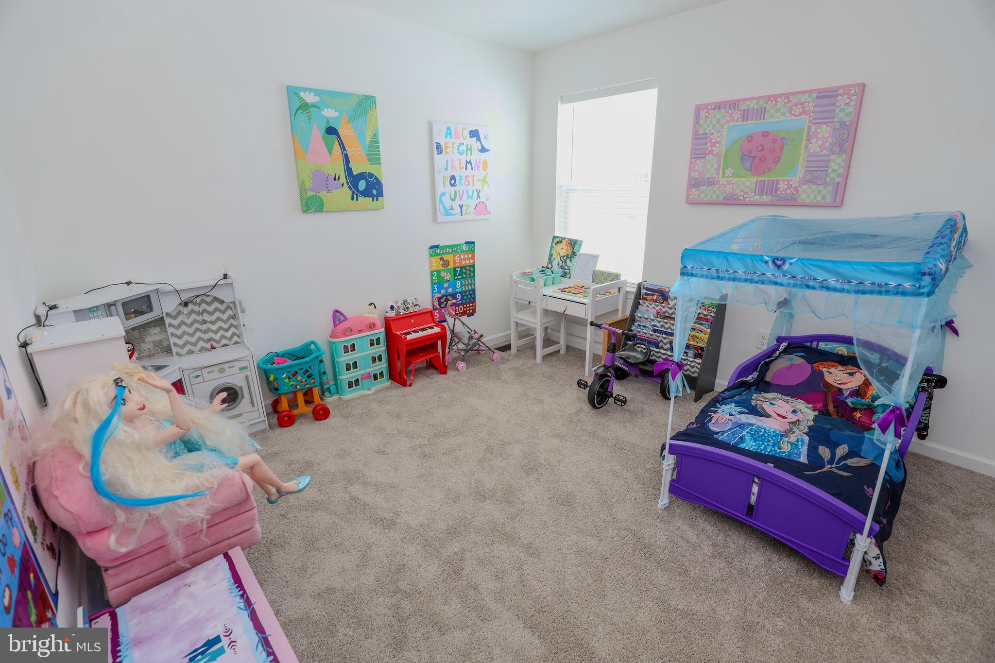 STONE MILL ESTATES - Residential