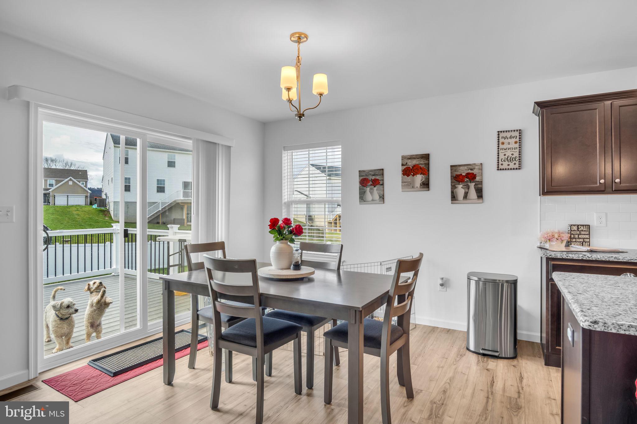 STONE MILL ESTATES - Residential