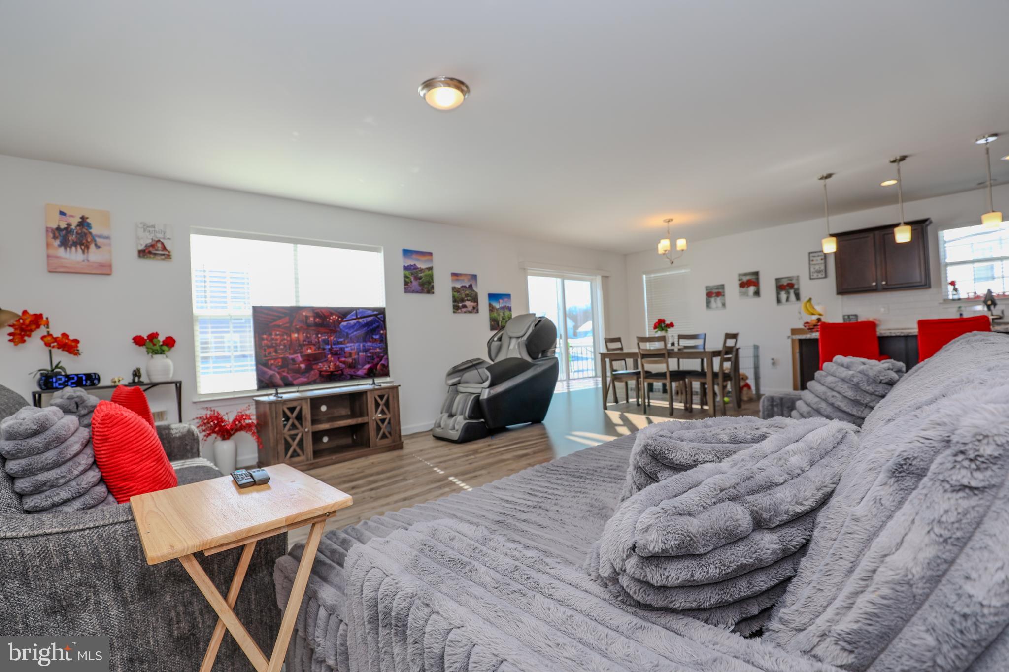 STONE MILL ESTATES - Residential