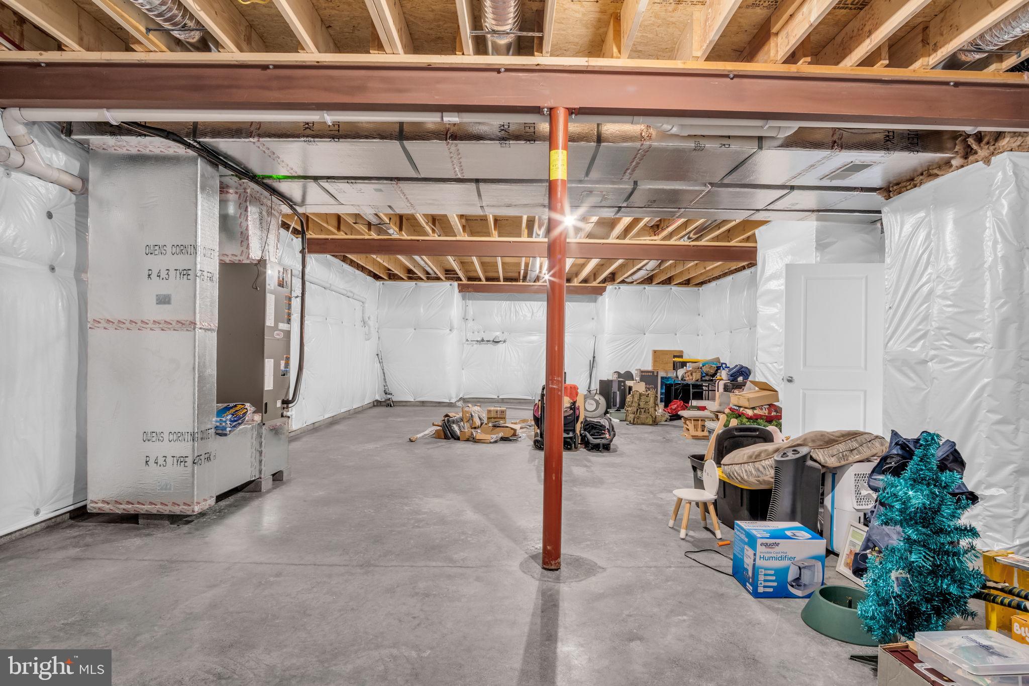 STONE MILL ESTATES - Residential