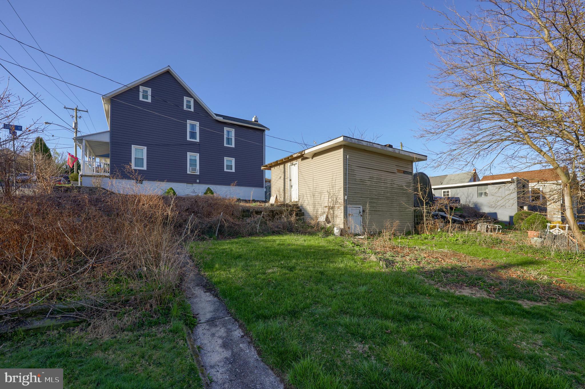 20 ACRE WOODS - Residential