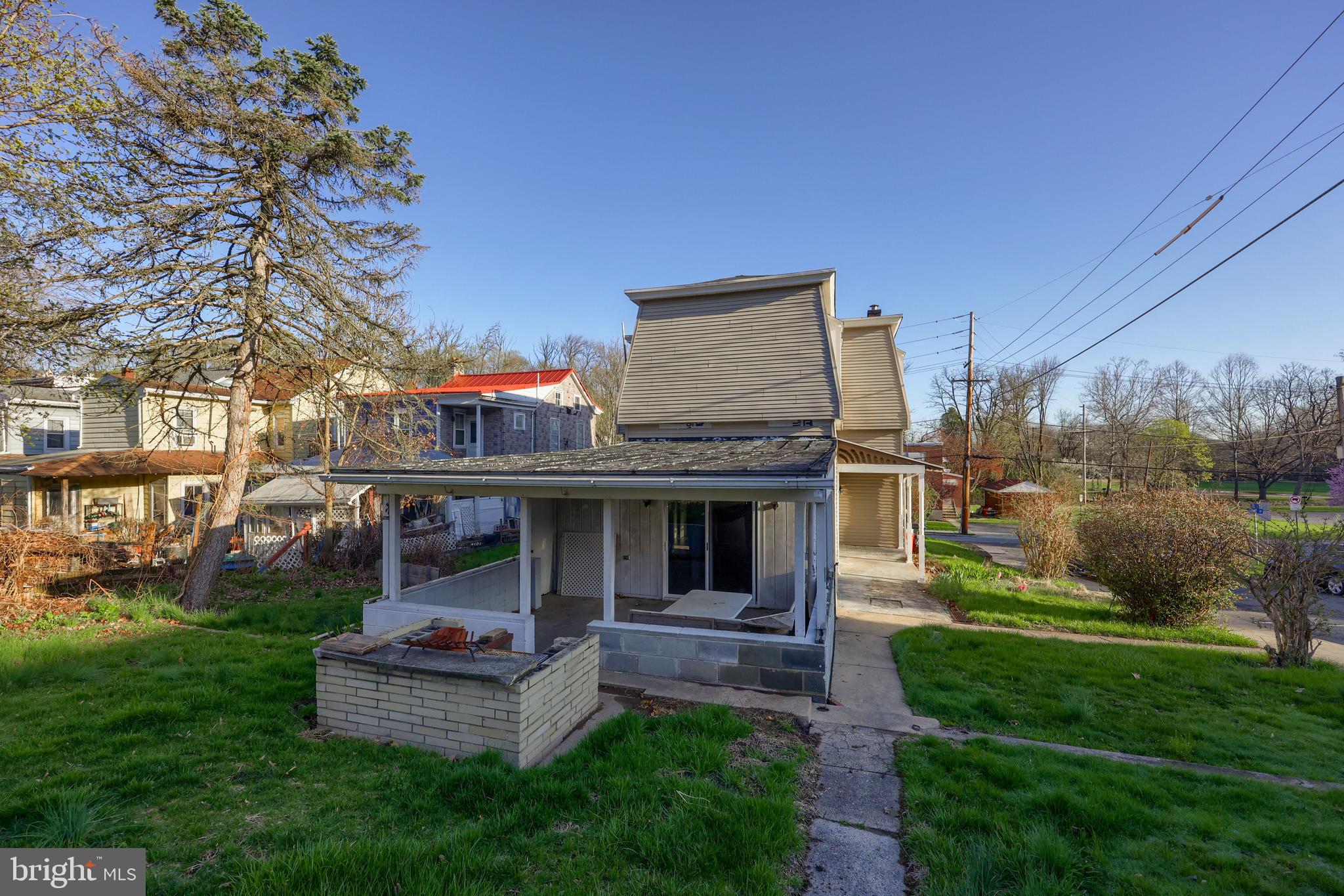 20 ACRE WOODS - Residential