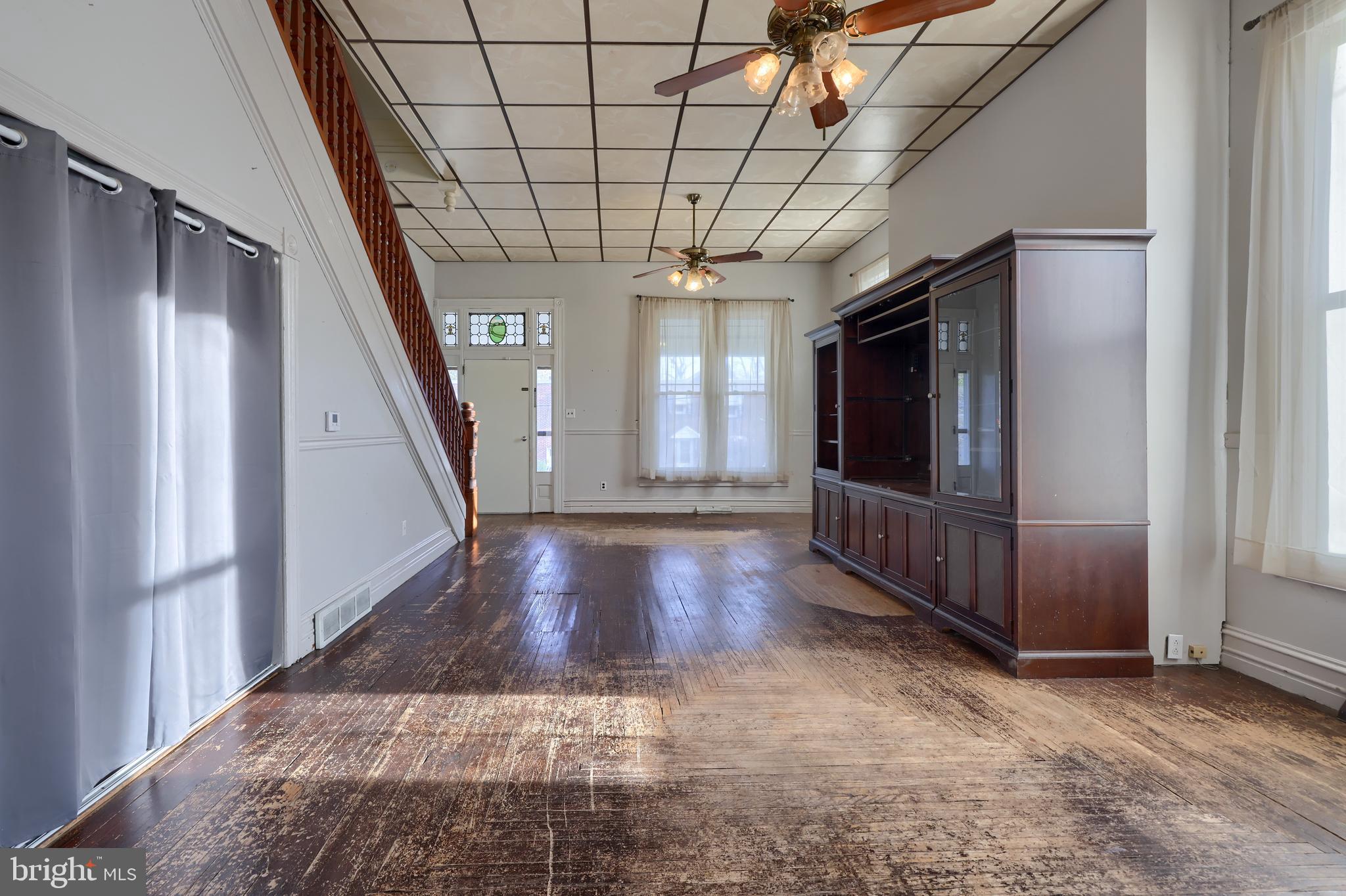 20 ACRE WOODS - Residential