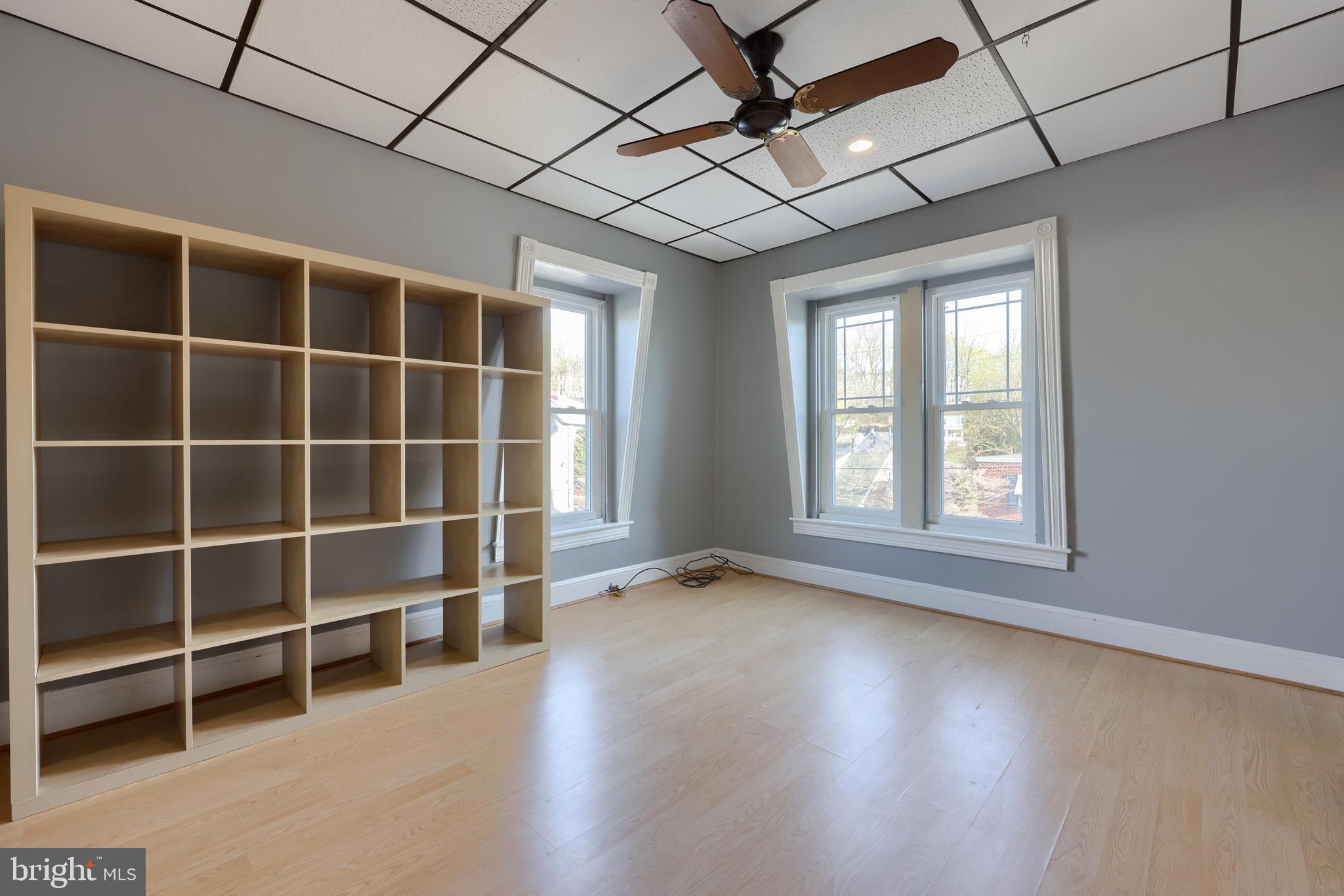 20 ACRE WOODS - Residential