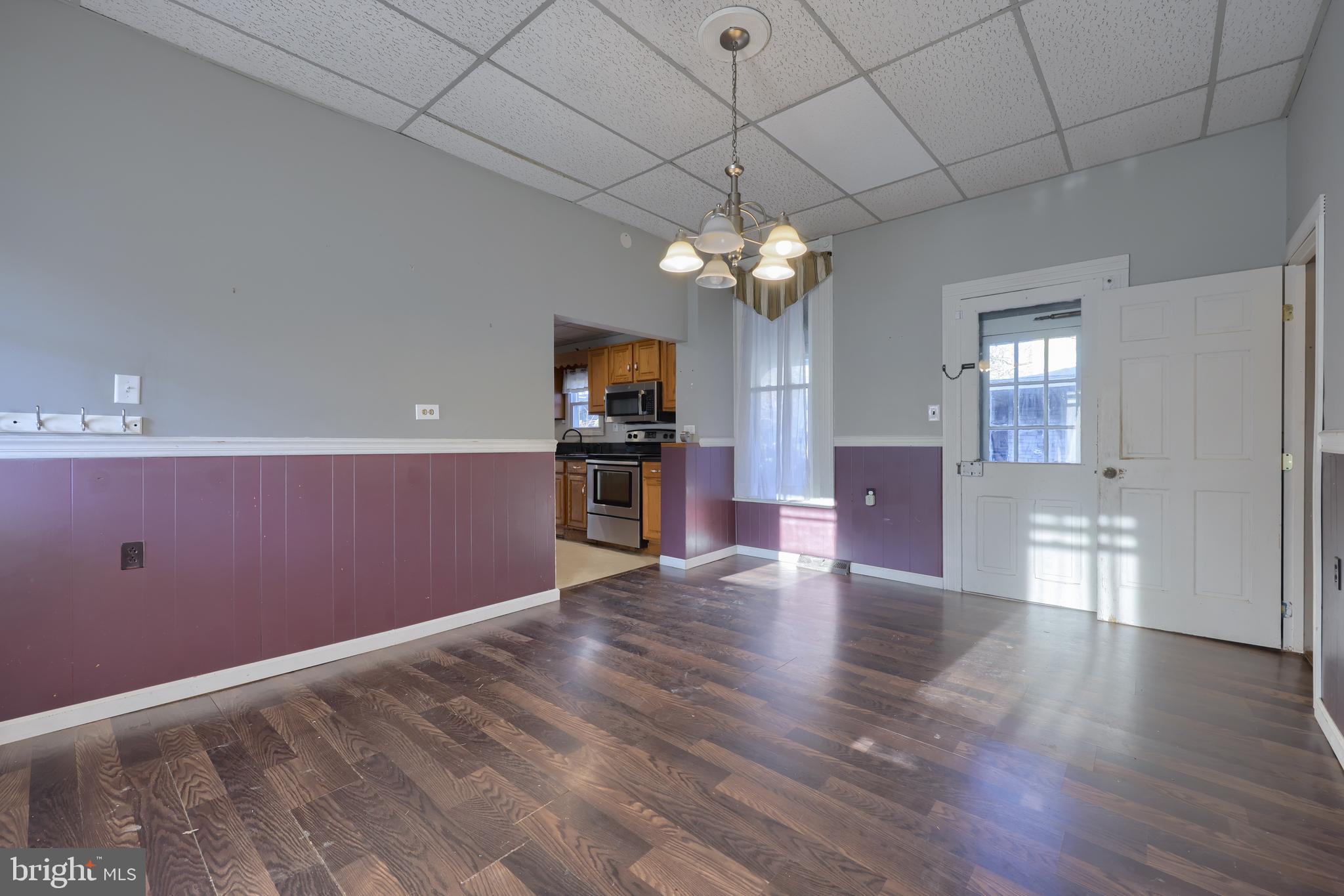 20 ACRE WOODS - Residential