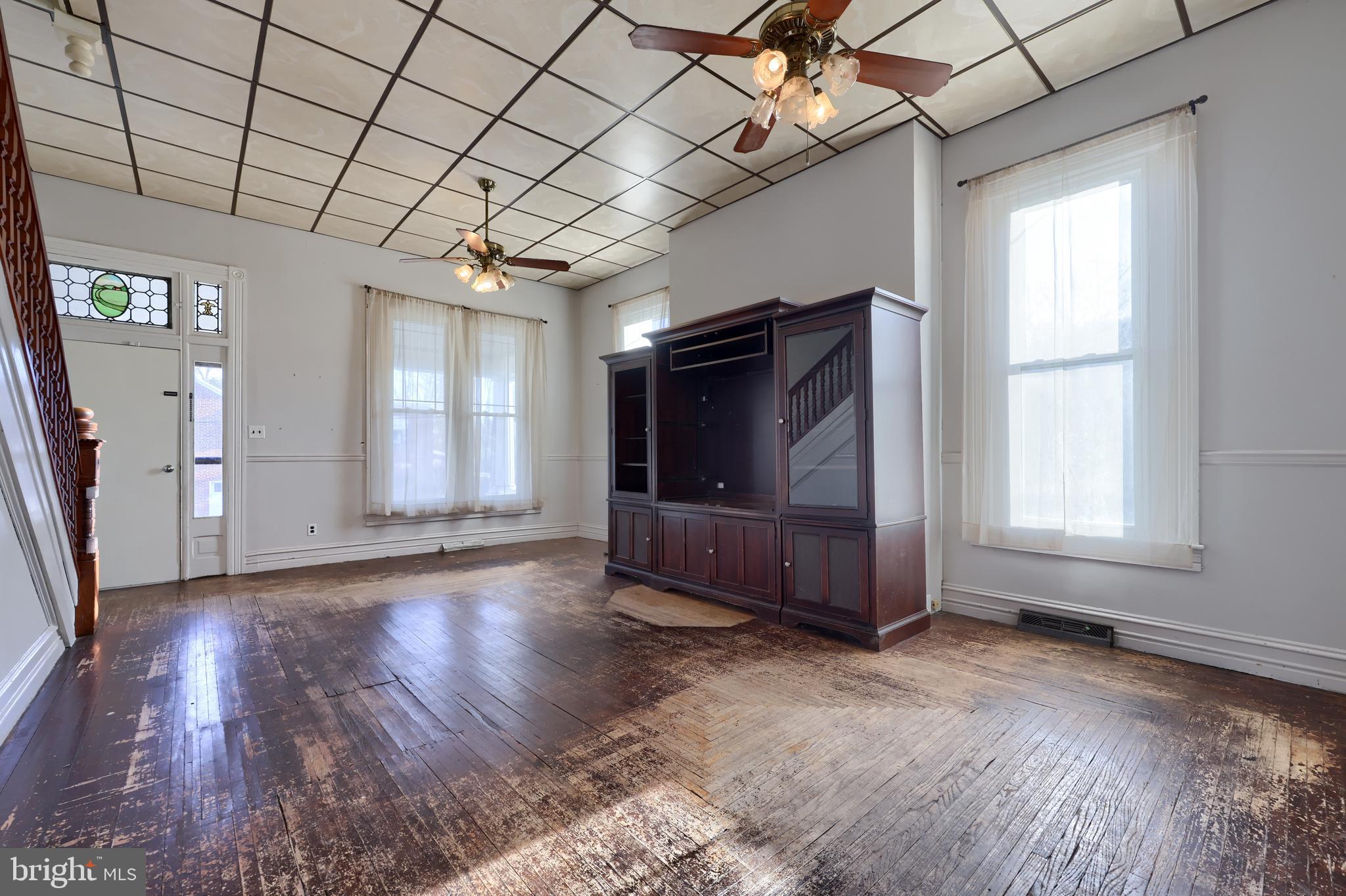 20 ACRE WOODS - Residential