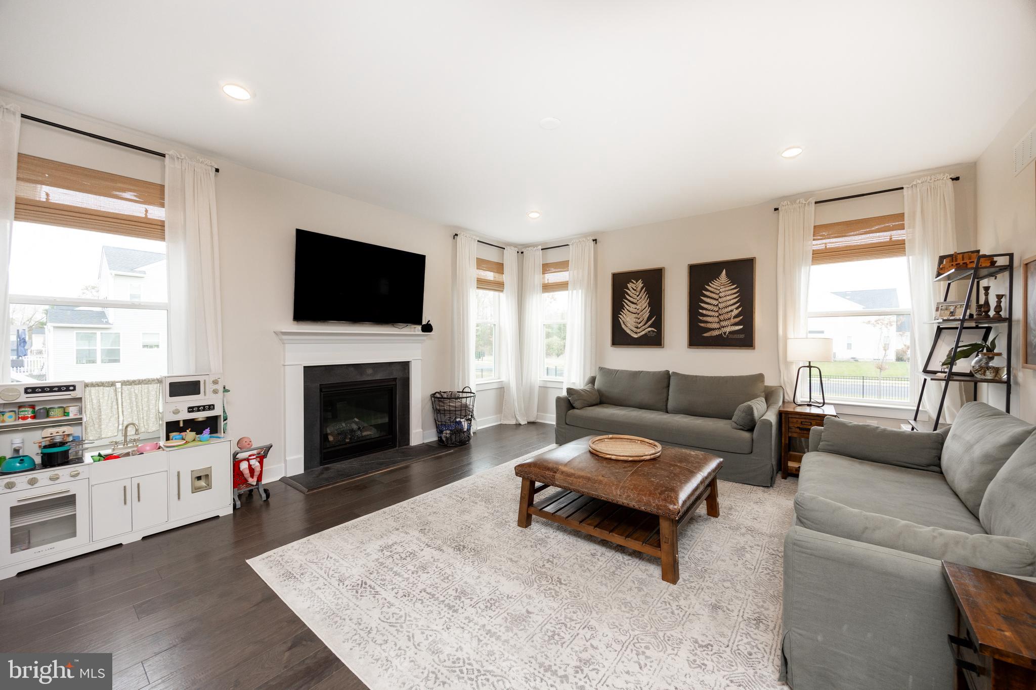 RESERVE AT WOODSIDE CREEK - Residential