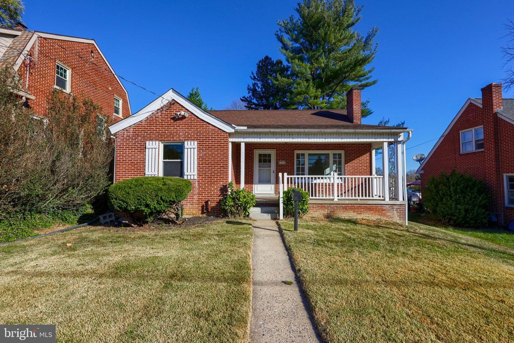 Photo of 1315 E King Street, LANCASTER, PA 17602 (MLS # PALA2062760)