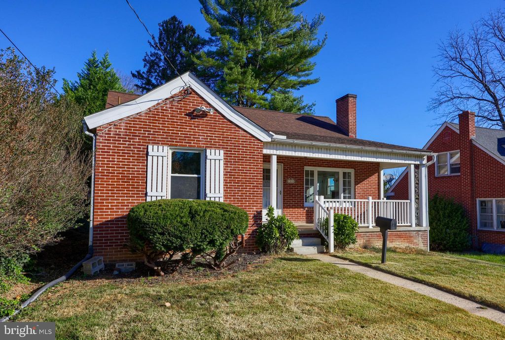 Photo of 1315 E King Street, LANCASTER, PA 17602 (MLS # PALA2062760)