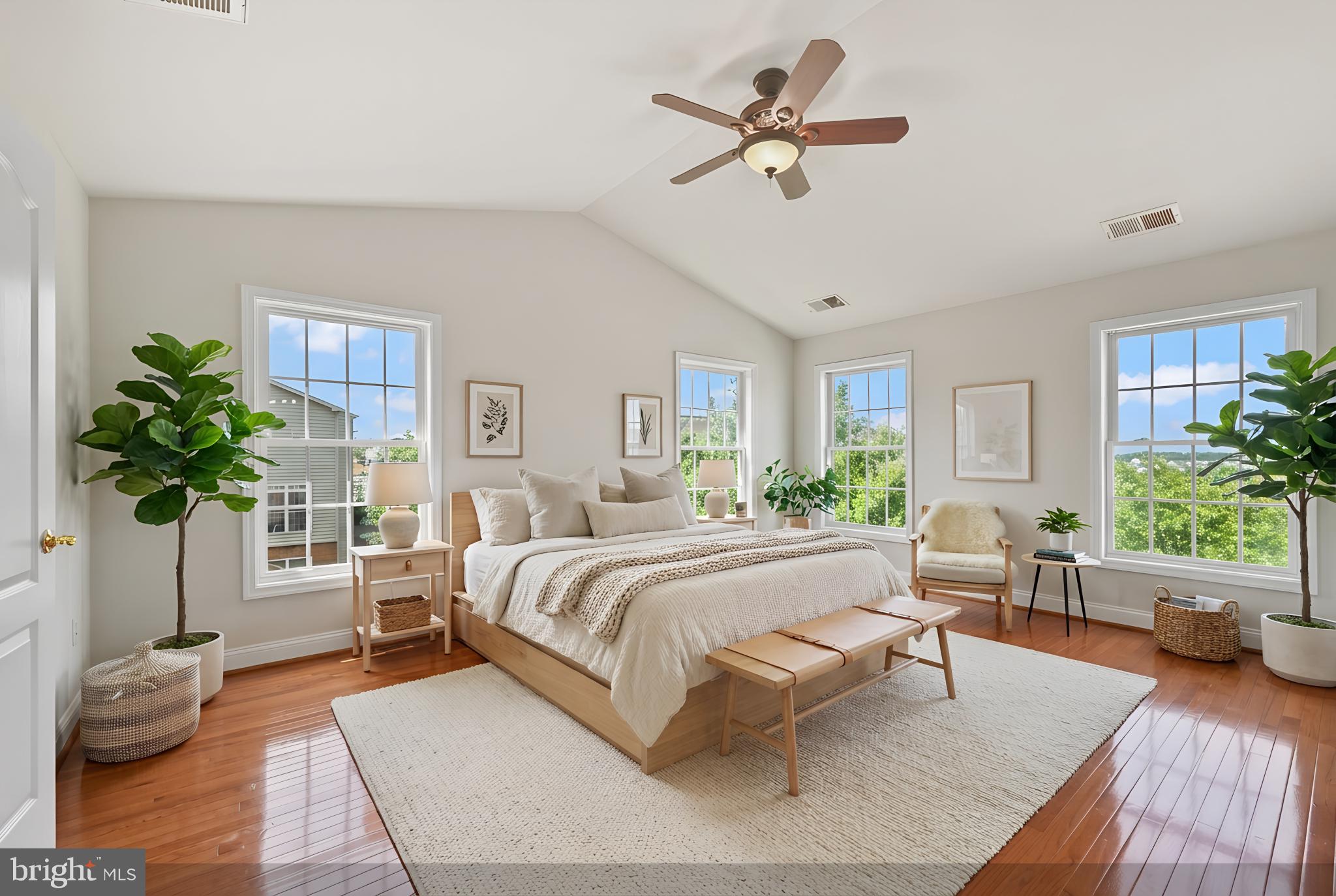 25519 OAK MEDLEY TERRACE