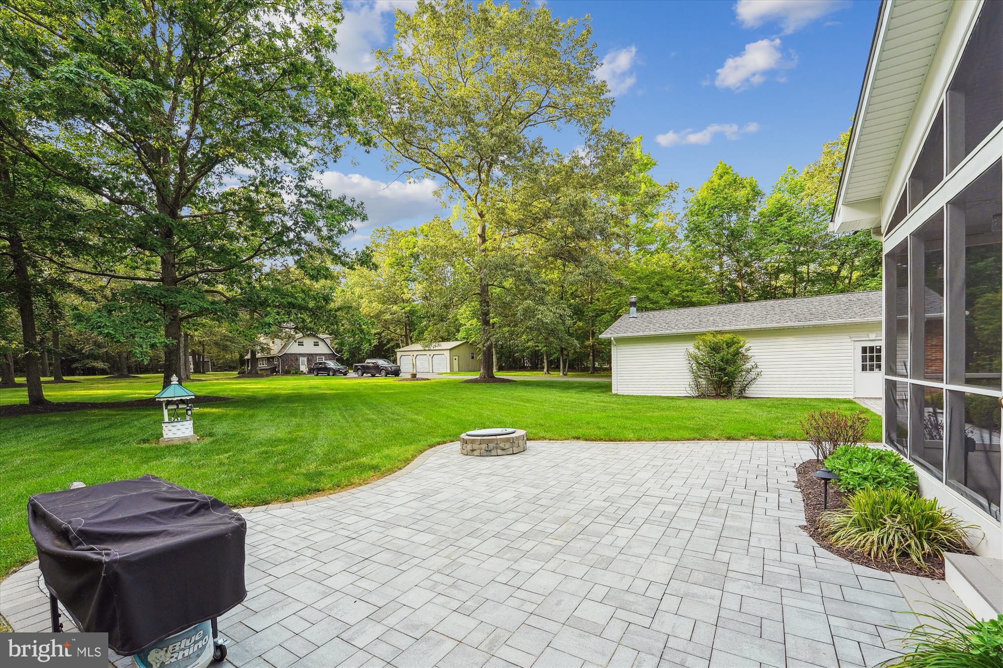 ELLENWOOD - Residential