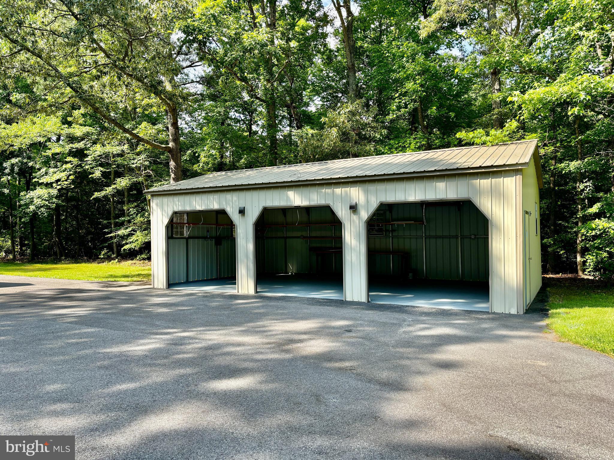 ELLENWOOD - Residential