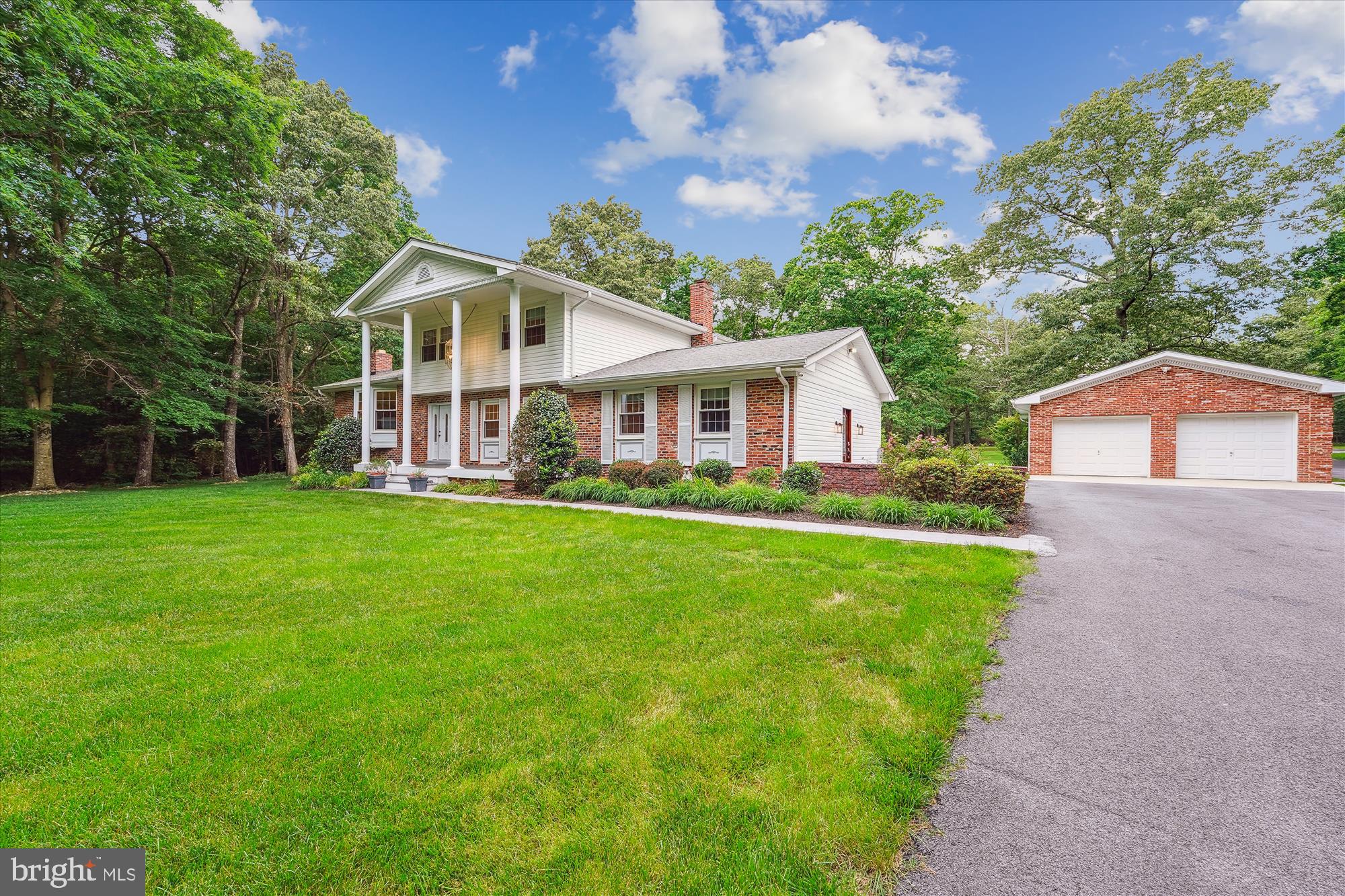 ELLENWOOD - Residential