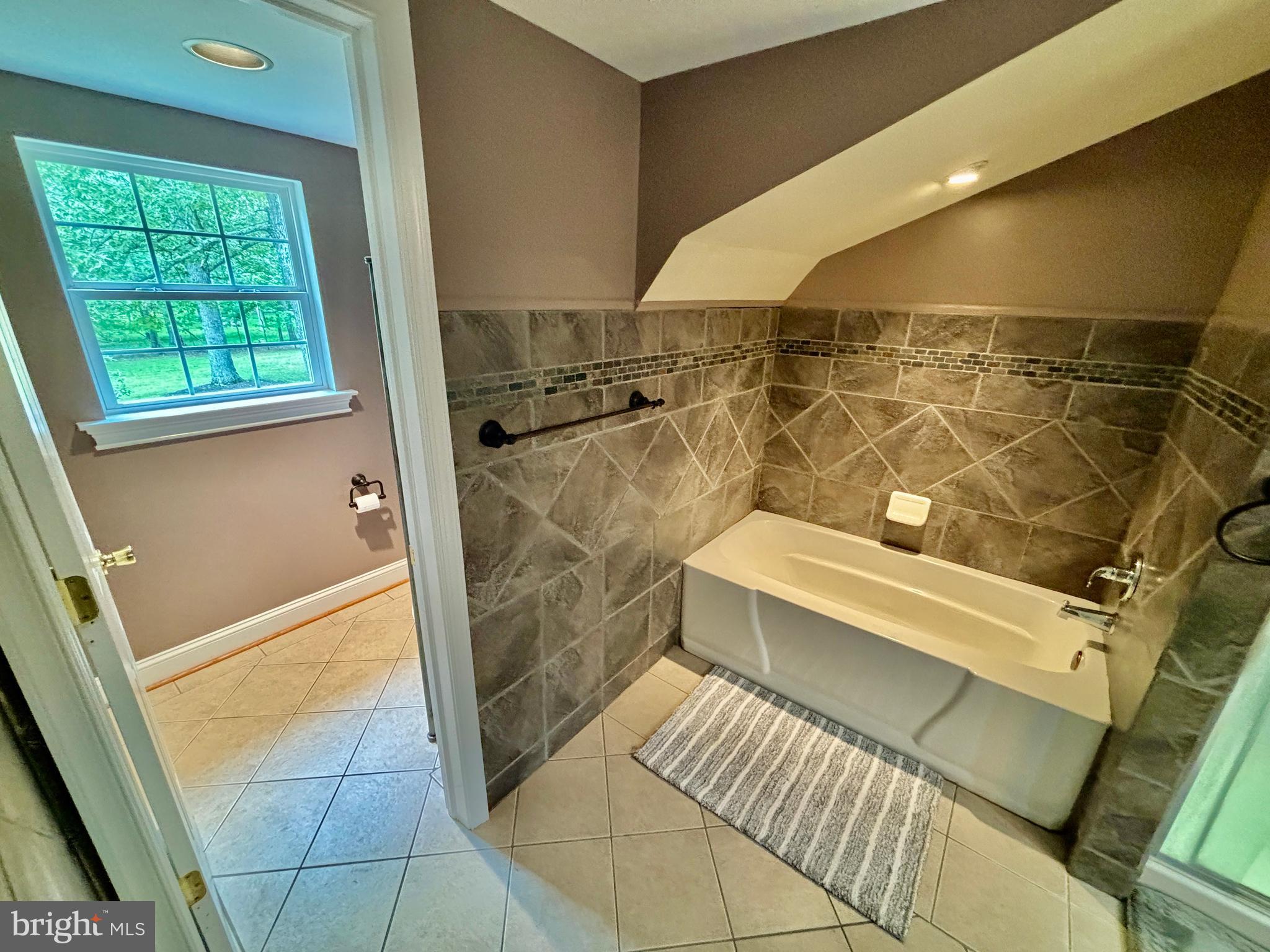 ELLENWOOD - Residential