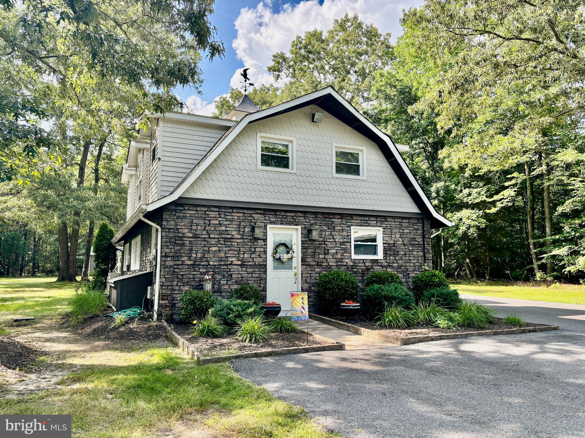 ELLENWOOD - Residential