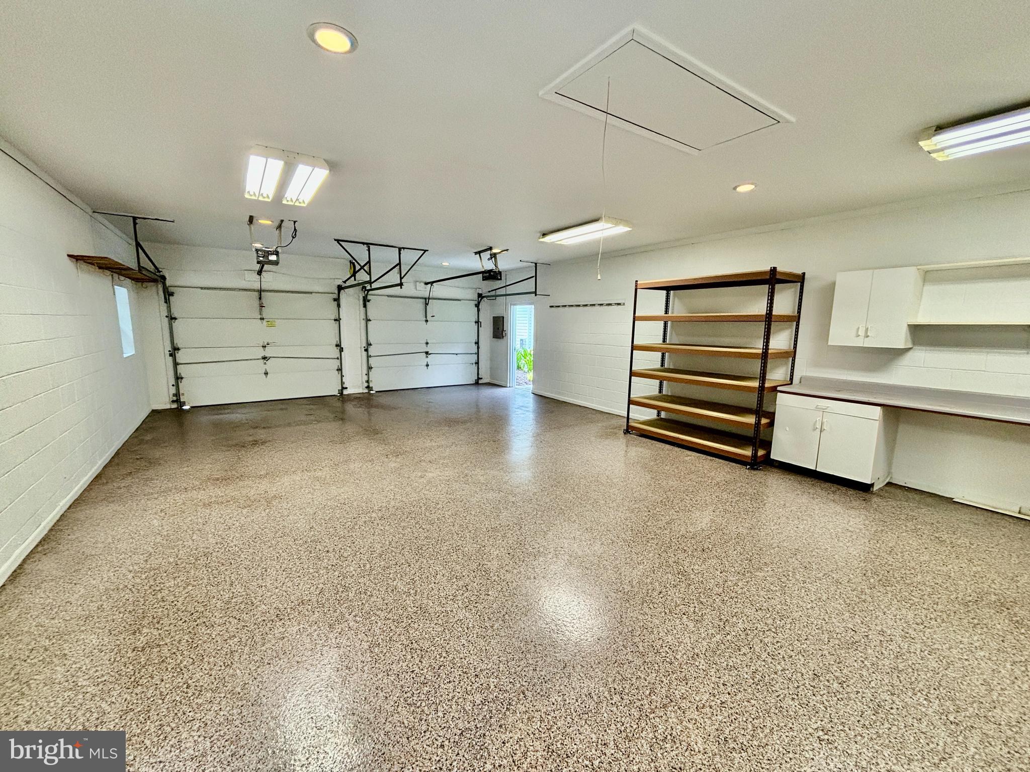 ELLENWOOD - Residential