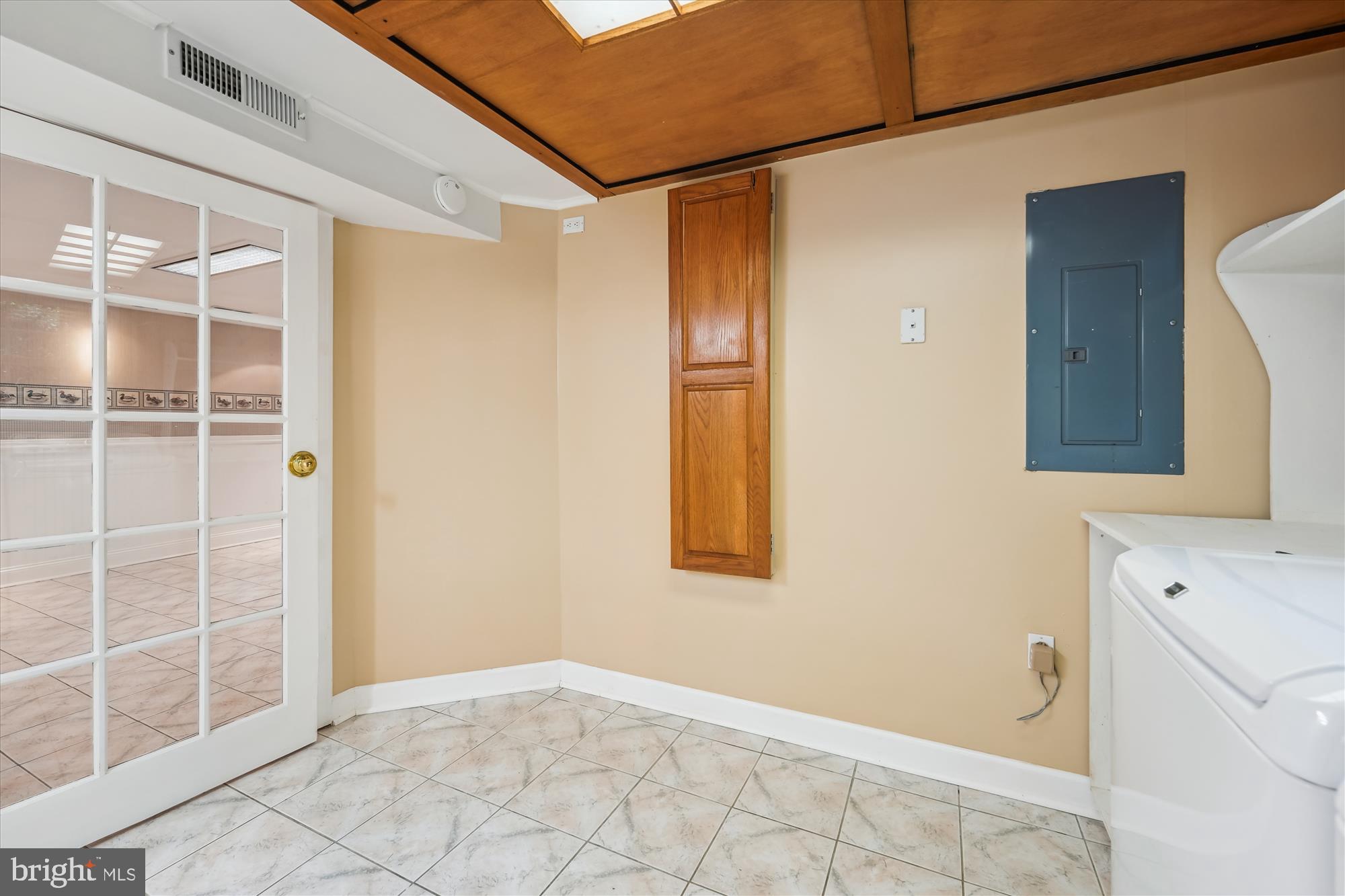 ELLENWOOD - Residential