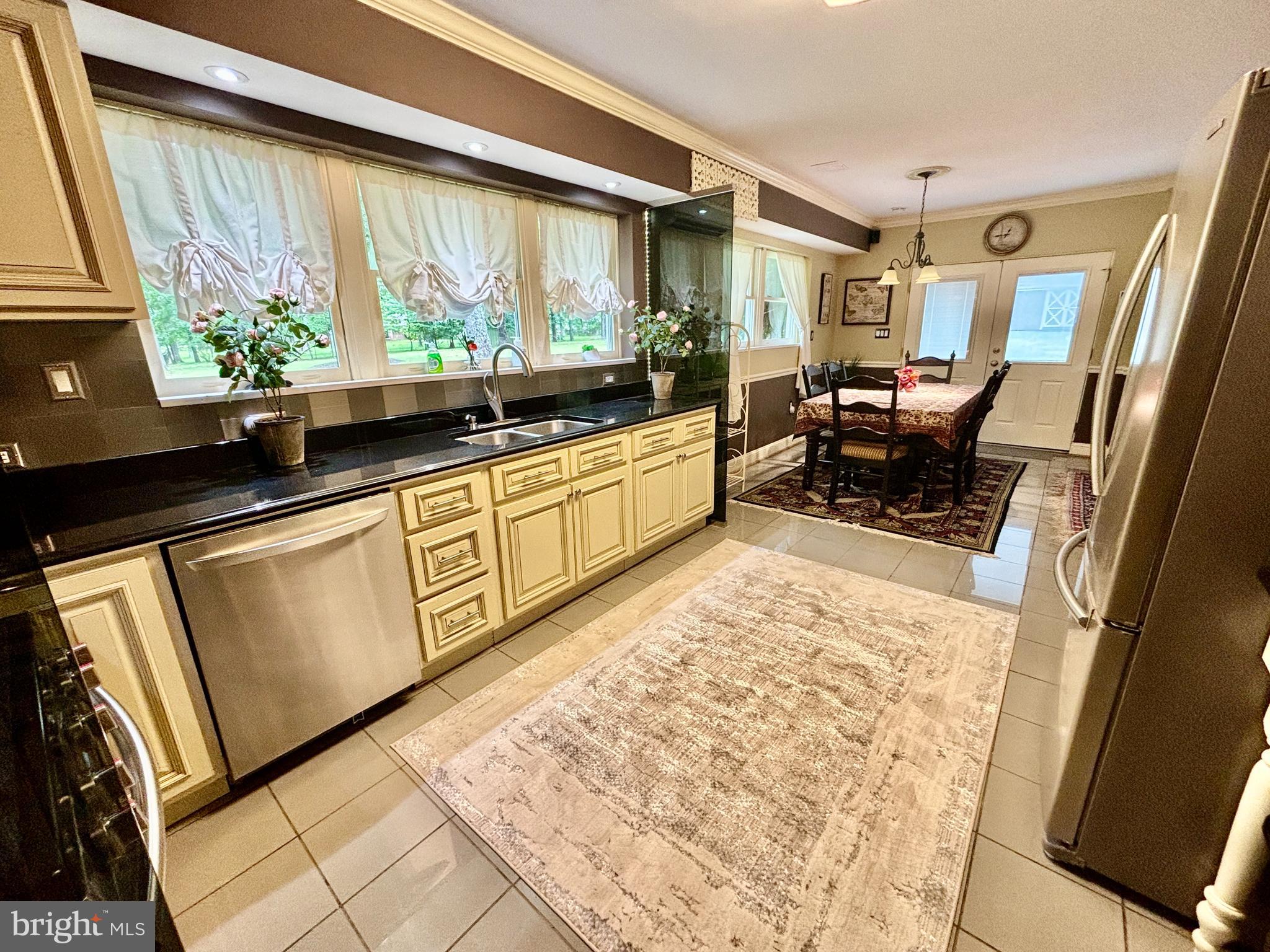 ELLENWOOD - Residential