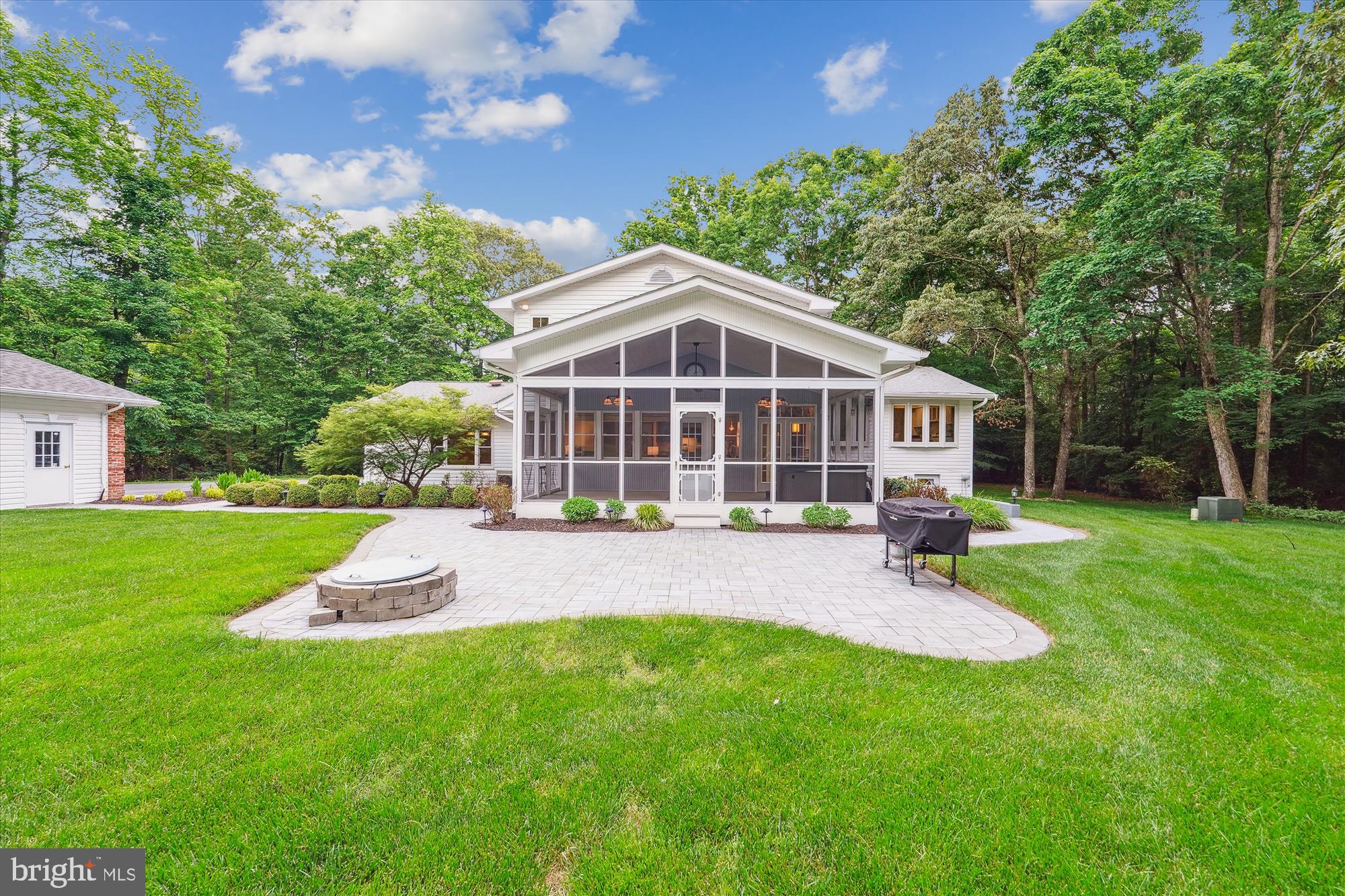 ELLENWOOD - Residential