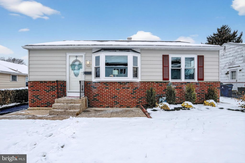 Photo of 906 Garfield Avenue, GLENSIDE, PA 19038 (MLS # PAMC2165848)
