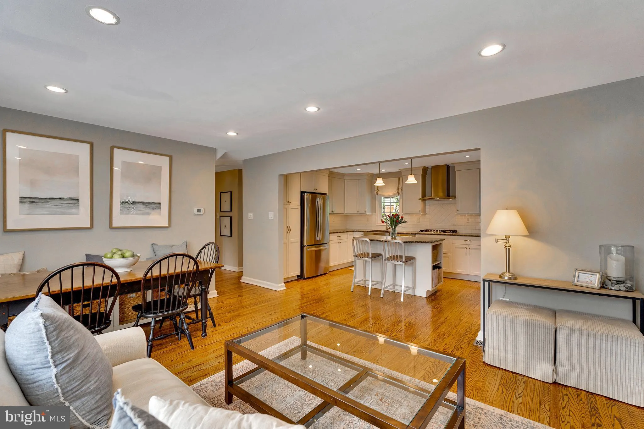 Flourtown, Pennsylvania 19031, United States, 4 Bedrooms Bedrooms, ,2 BathroomsBathrooms,Residential,Pending,211887