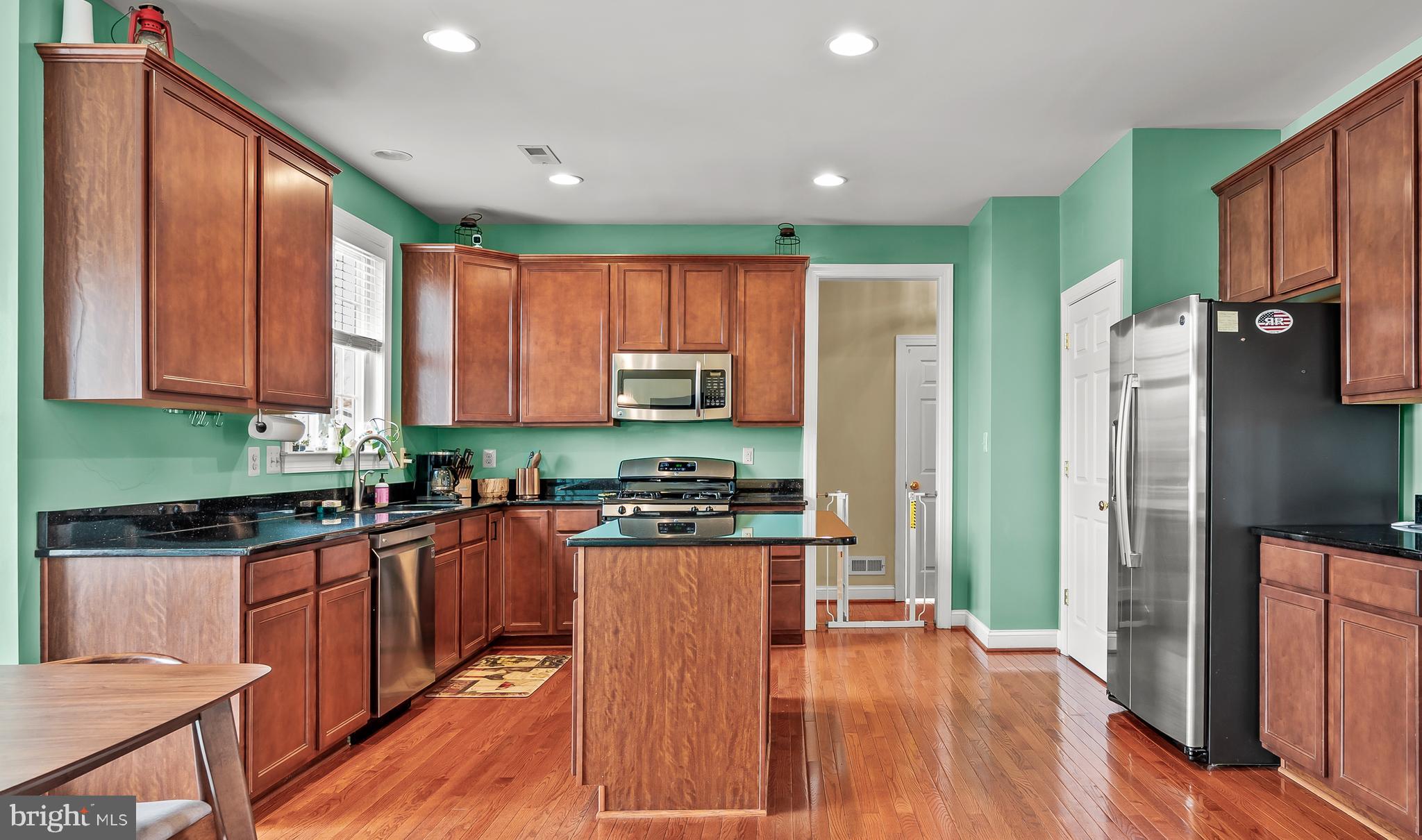 VALLEY FARM ESTATES - Residential