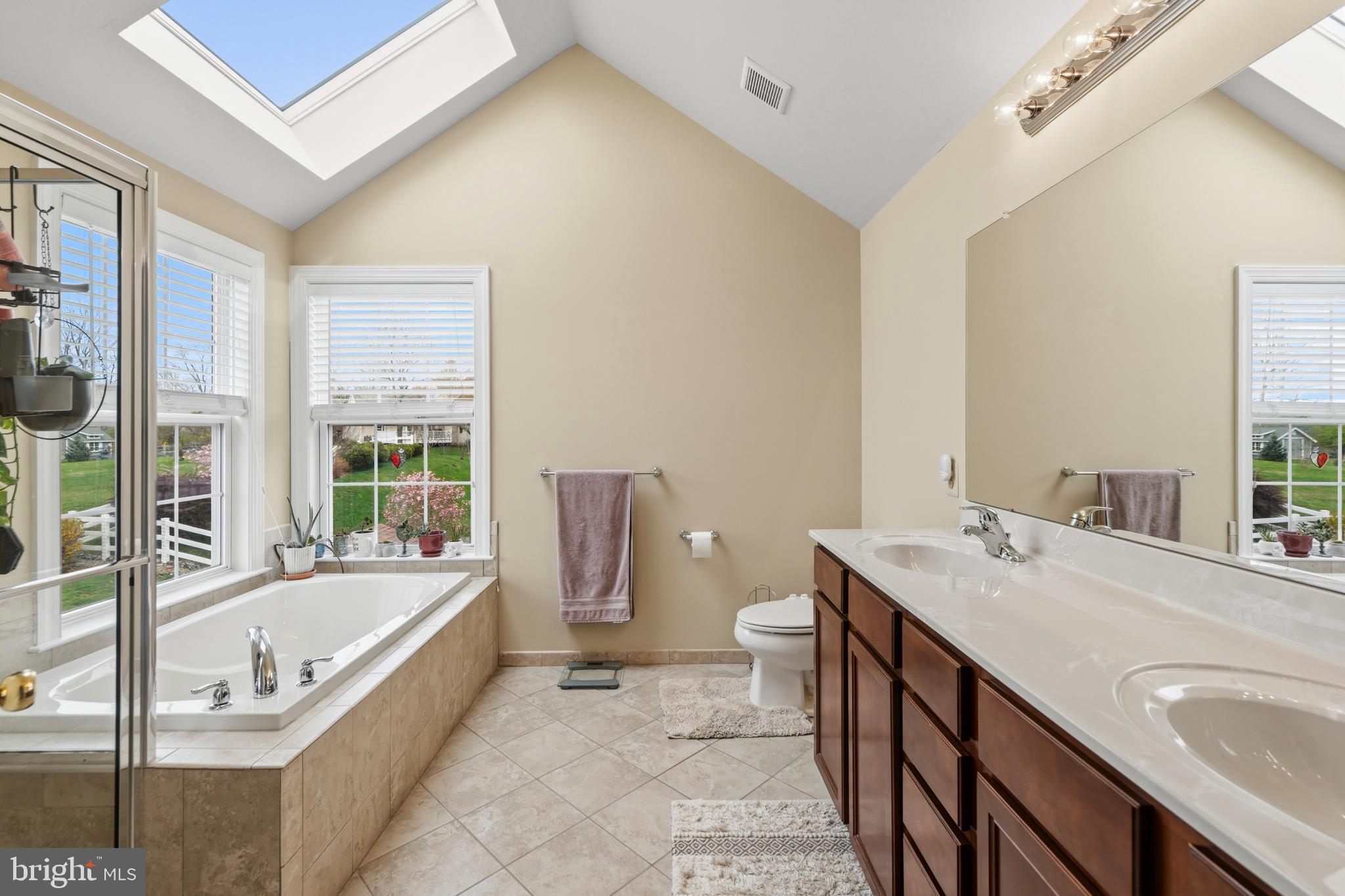 VALLEY FARM ESTATES - Residential