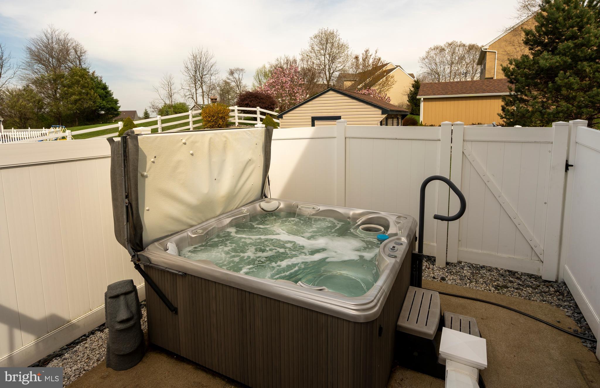 VALLEY FARM ESTATES - Residential