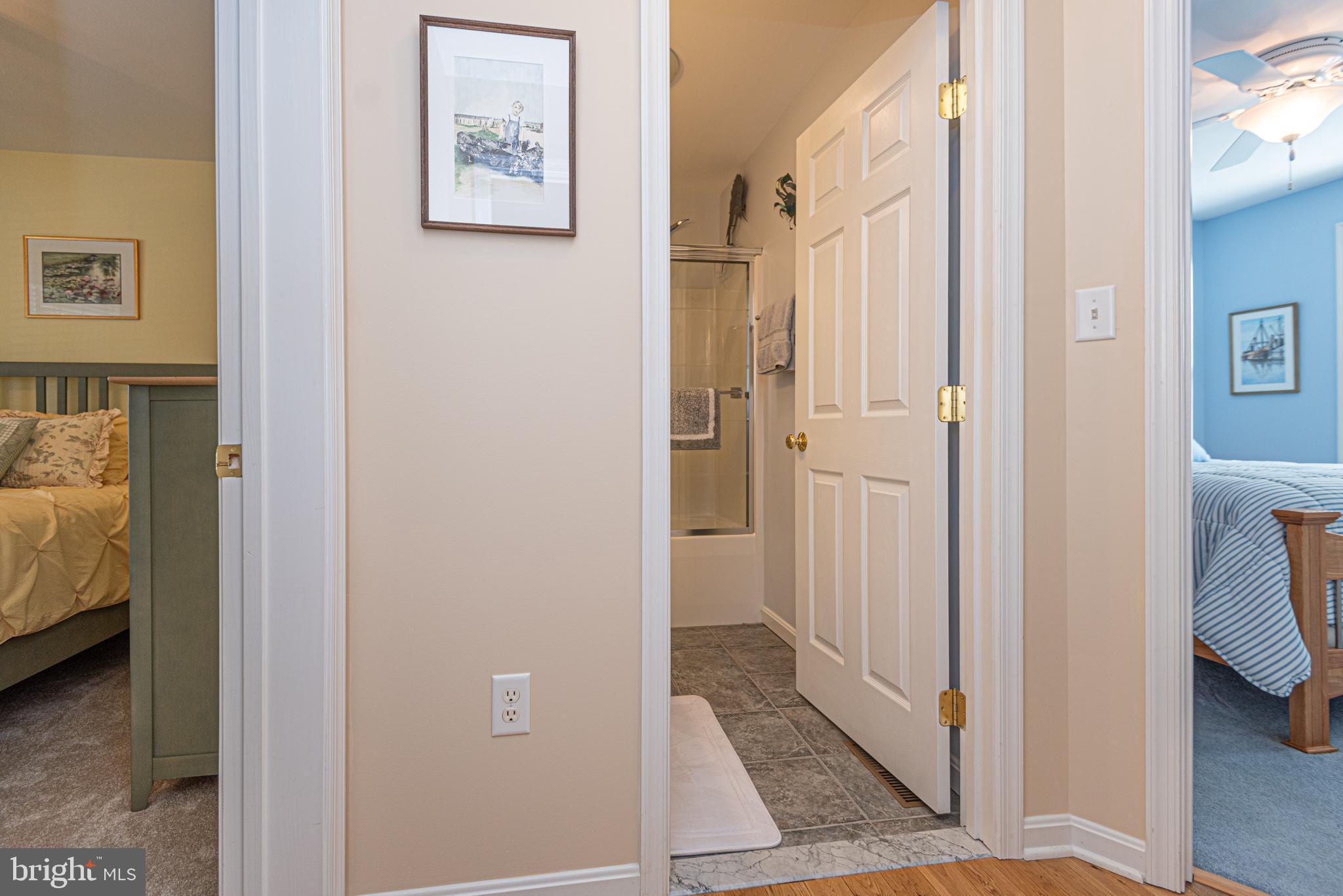 BUTTERCUP COURT - Residential