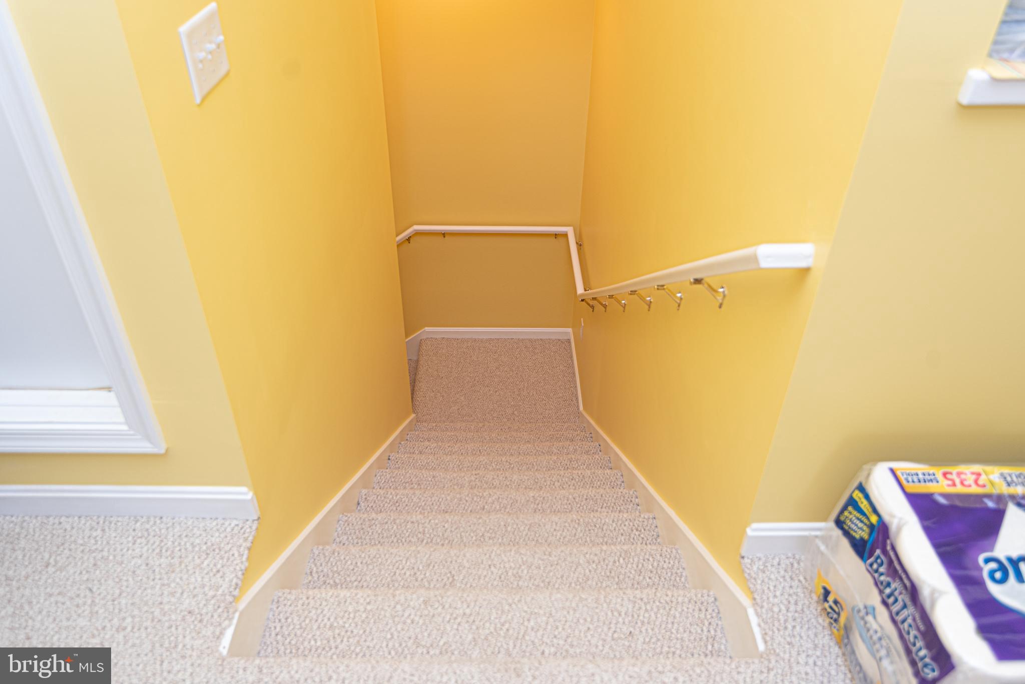 BUTTERCUP COURT - Residential