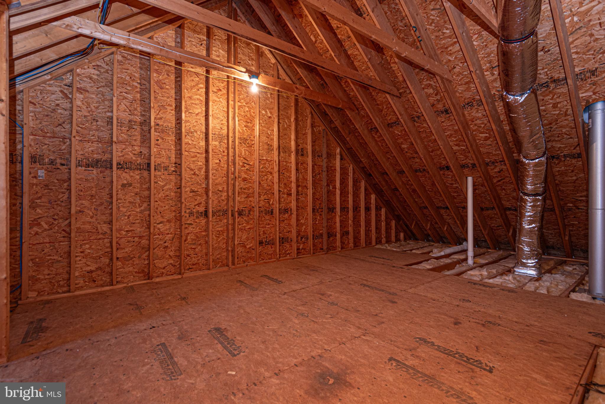 BUTTERCUP COURT - Residential