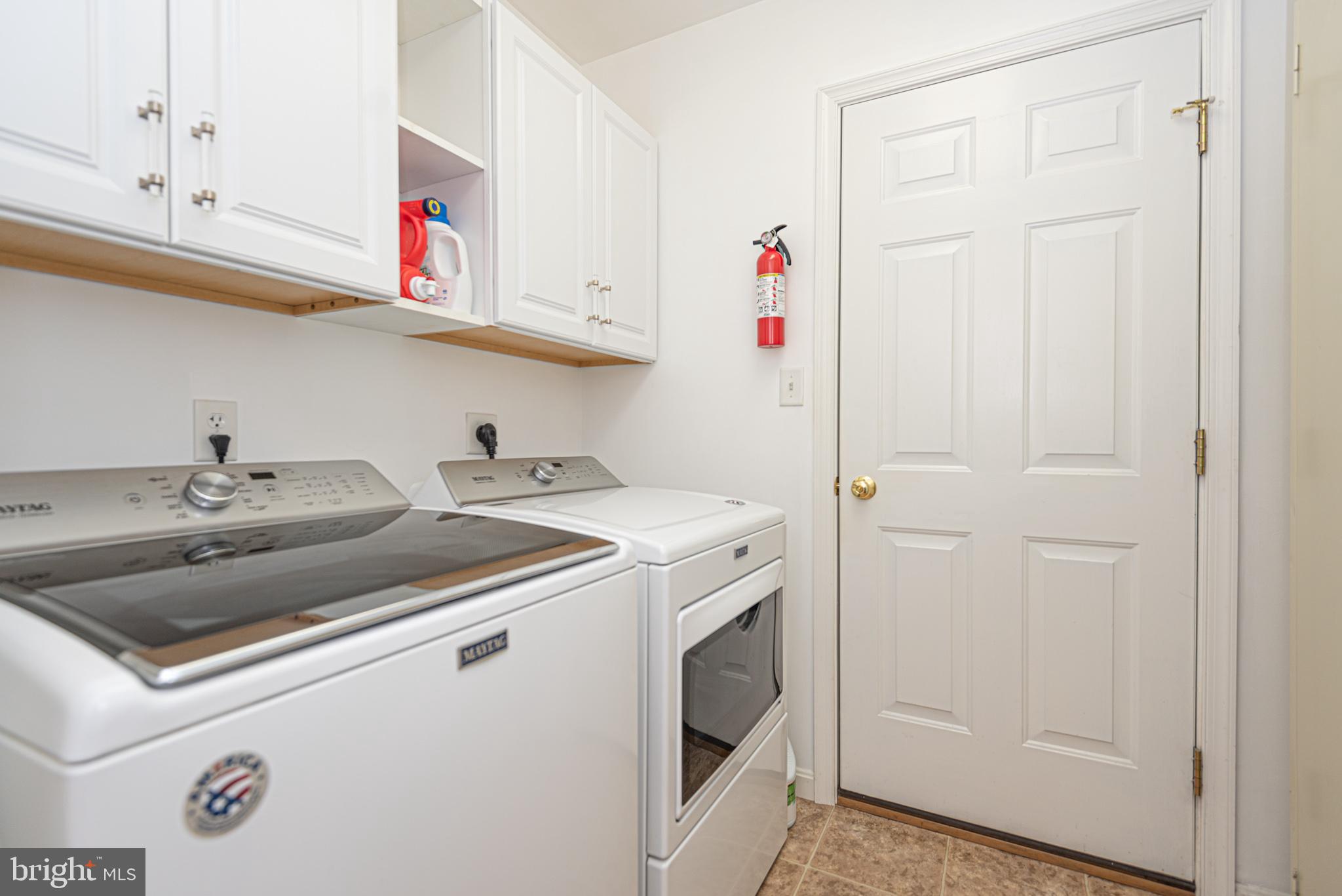 BUTTERCUP COURT - Residential